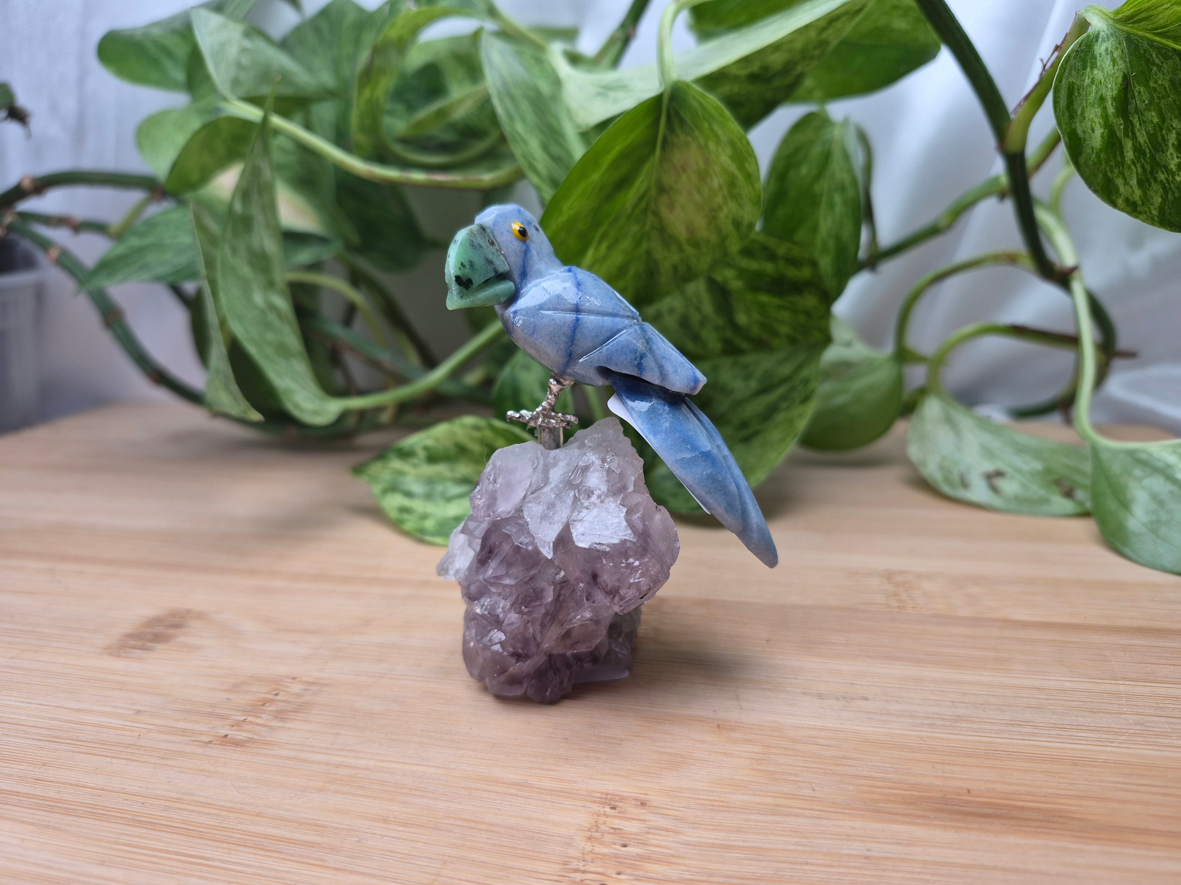 BLUE AVENTURINE TOUCAN ON AMETHYST BASE
