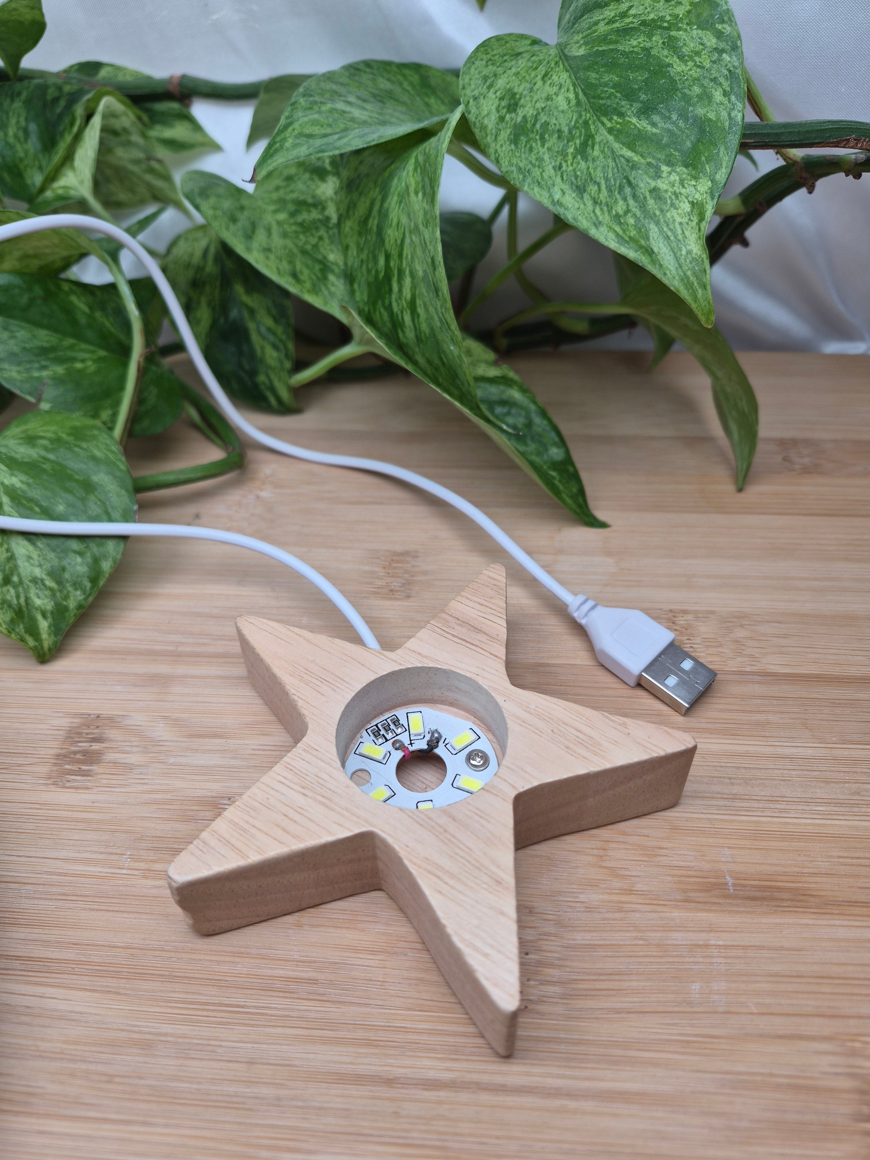 LIGHT BASE STAR - WHITE