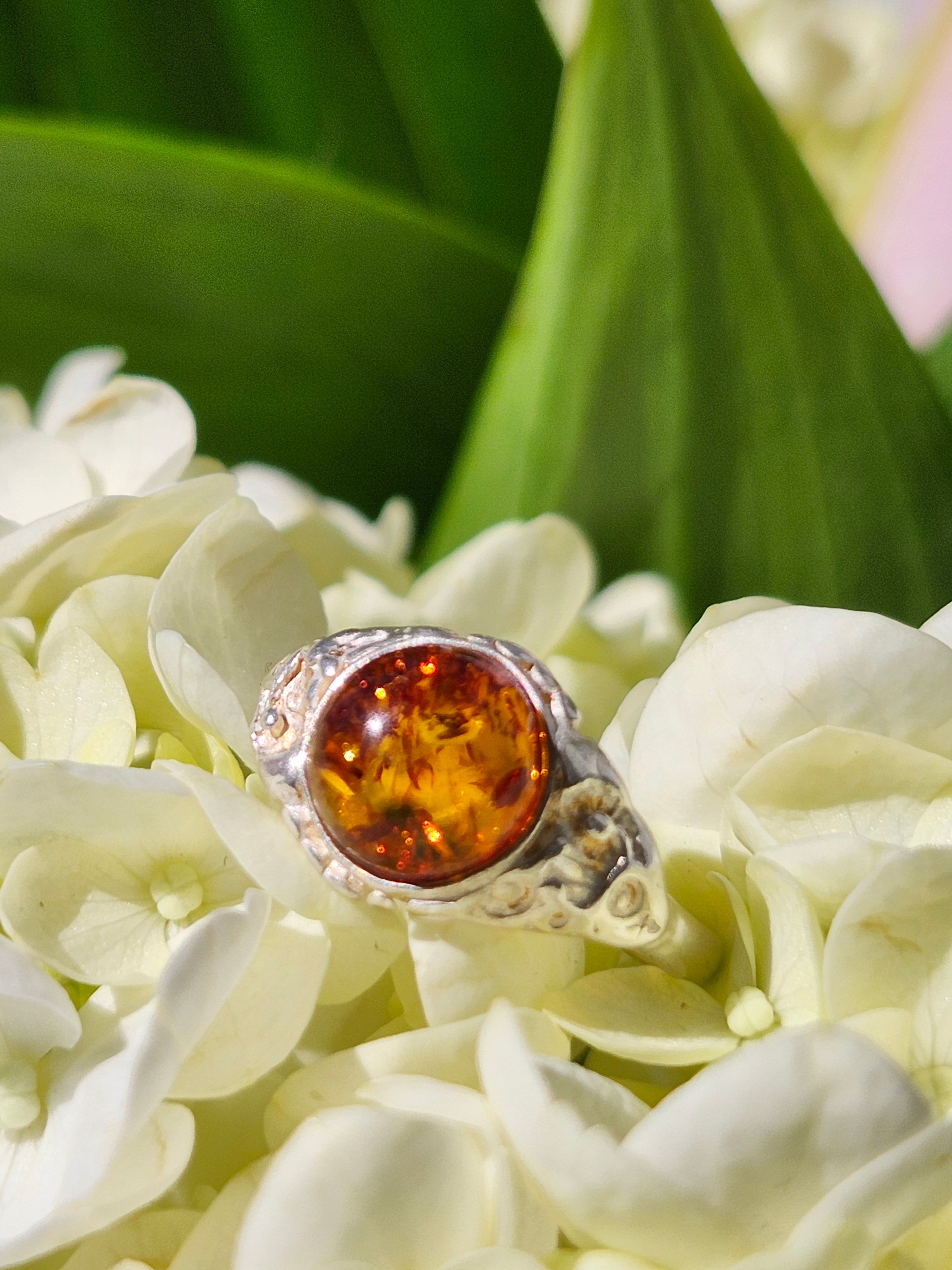 S6.5 AMBER .925 STERLING SILVER