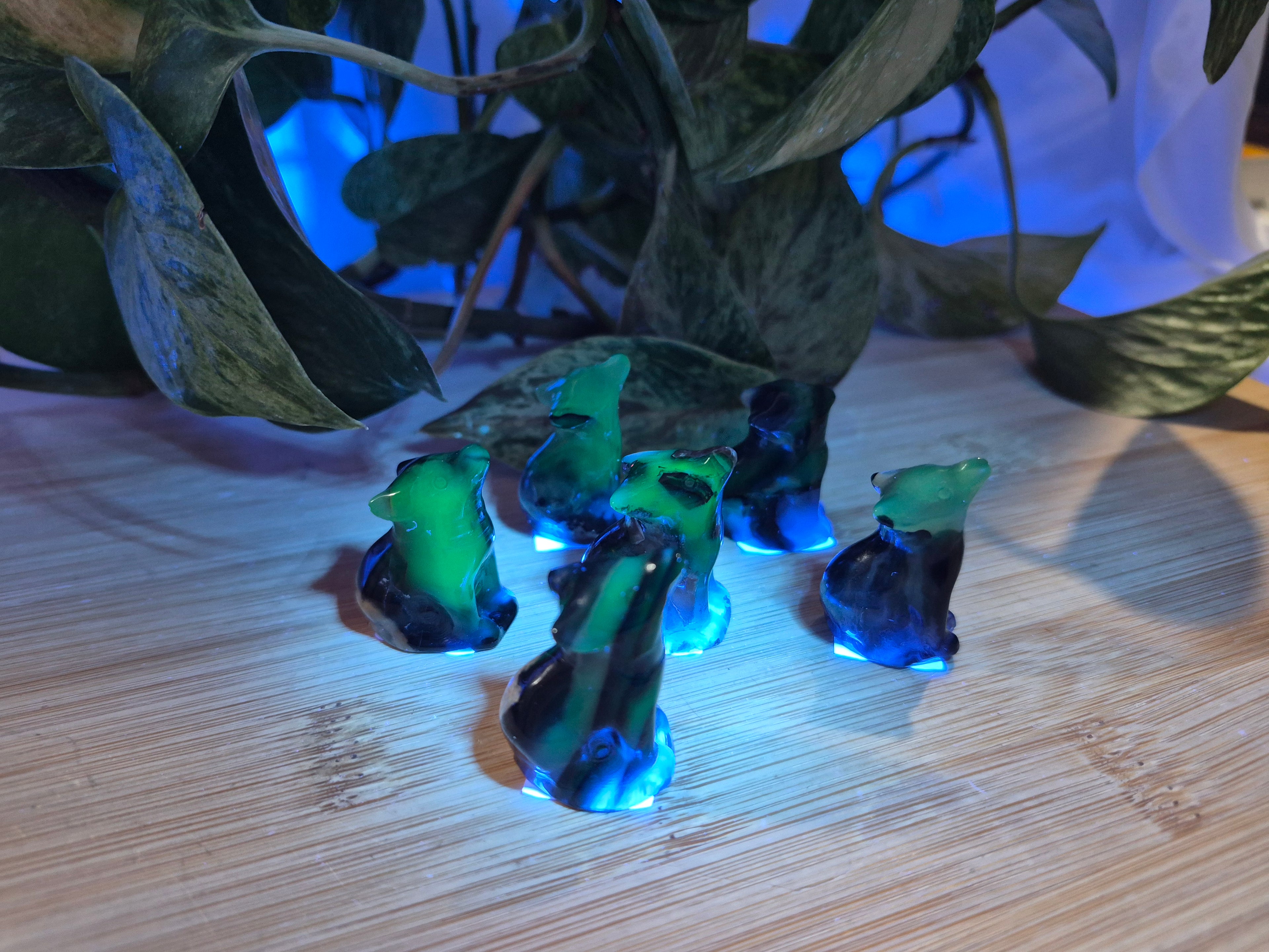 VOLCANO AGATE WOLF