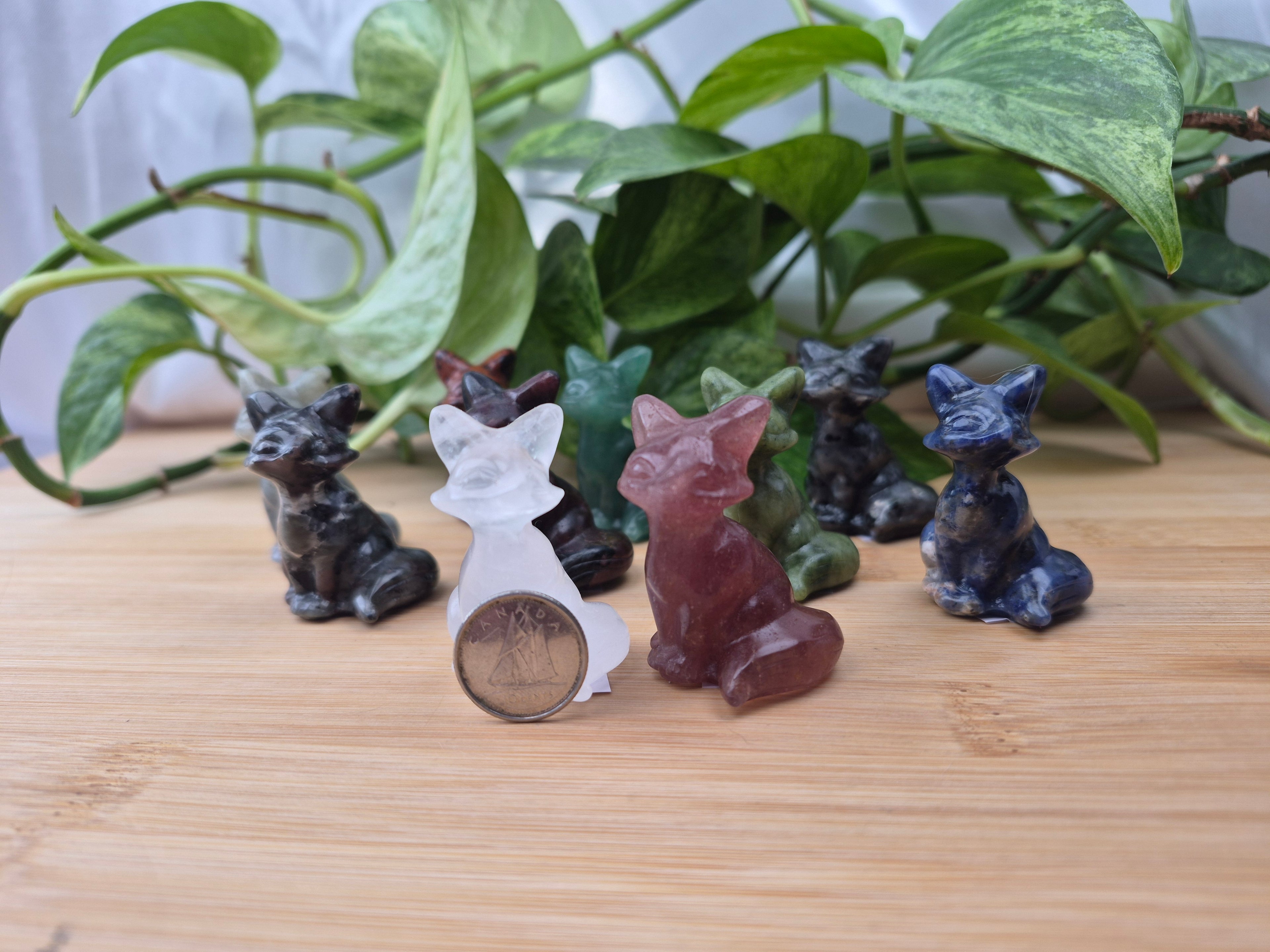 MIXED CRYSTAL FOX SITTING