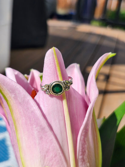 S7.75 GREEN ONYX RING .925 STERLING SILVER