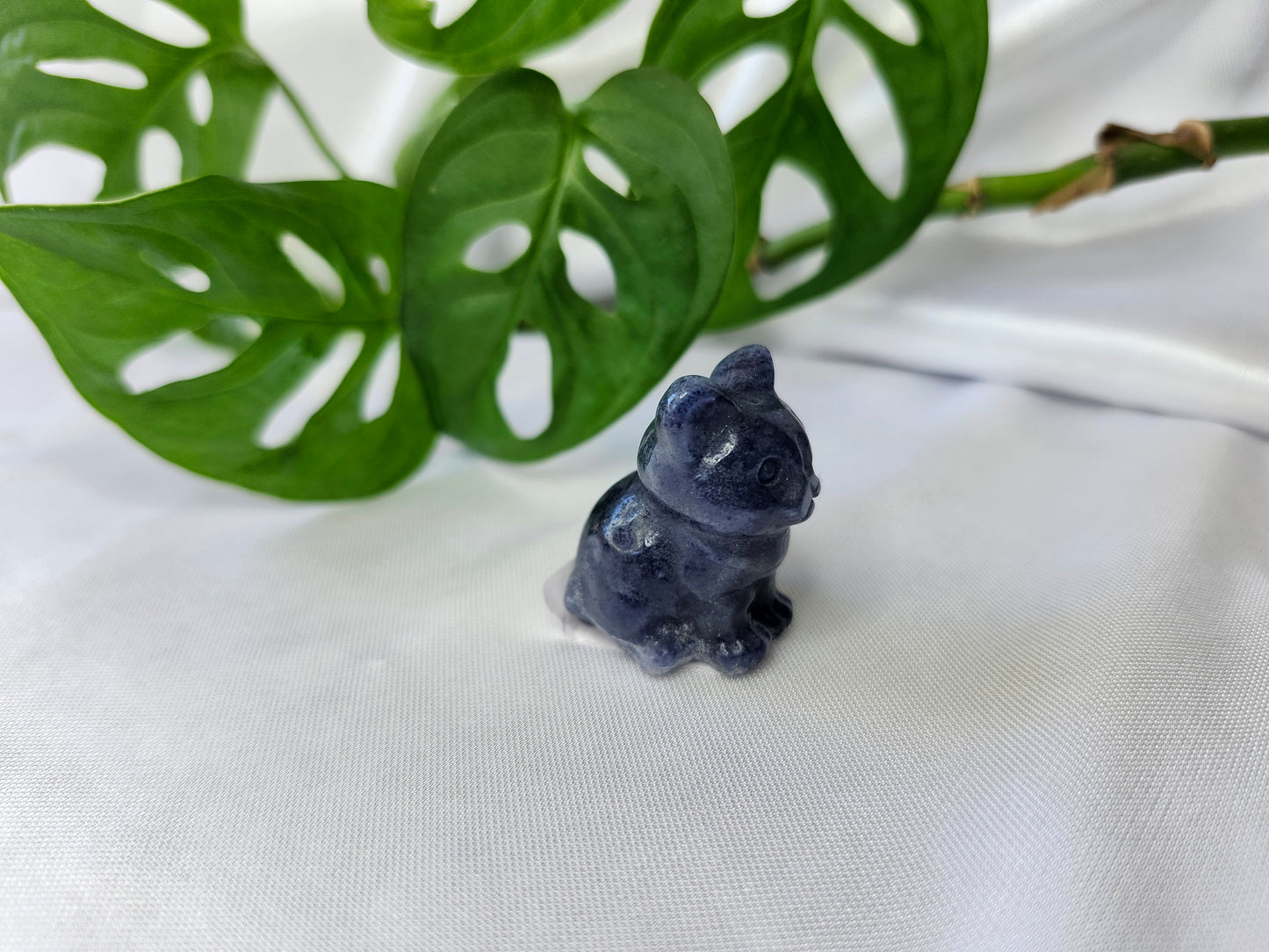 BLUE AVENTURINE SM SITTING CAT