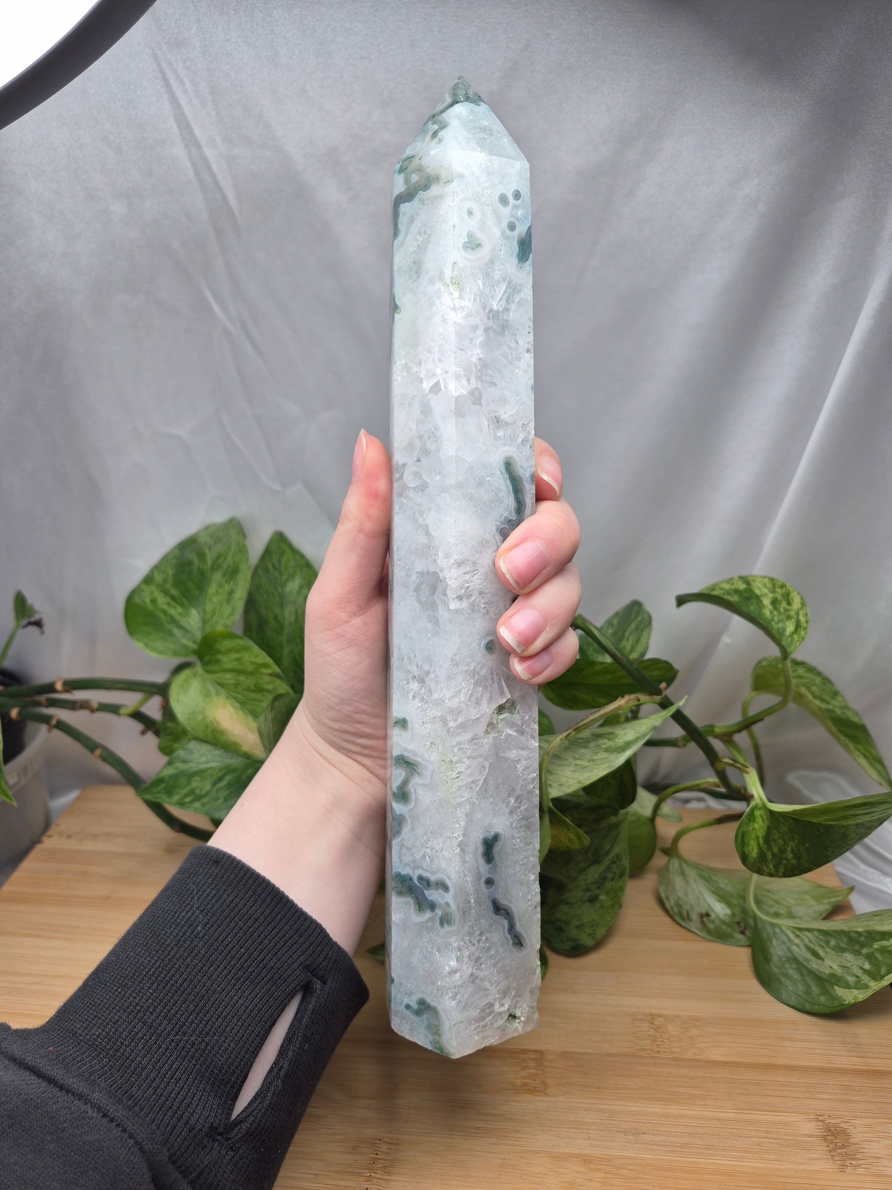 MOSS AGATE TOWER