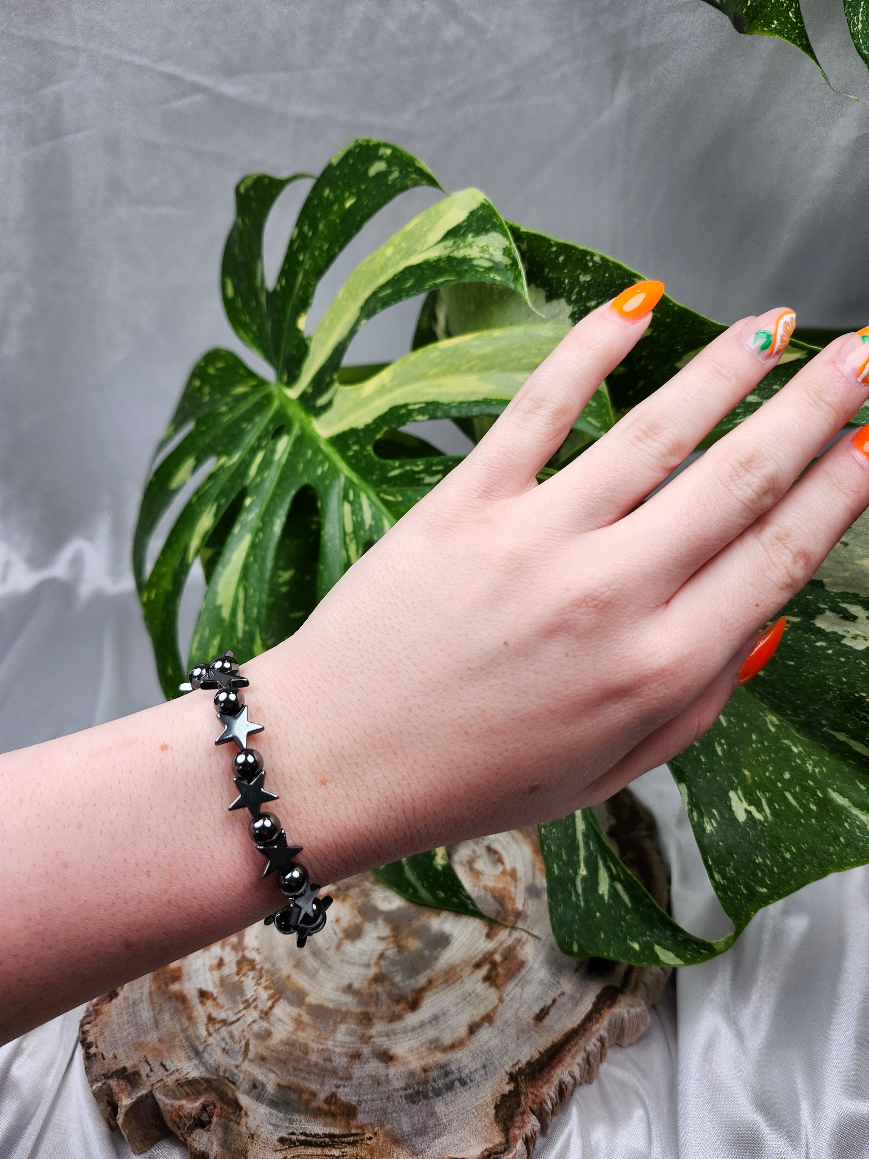 6mm HEMATITE STAR BRACELET