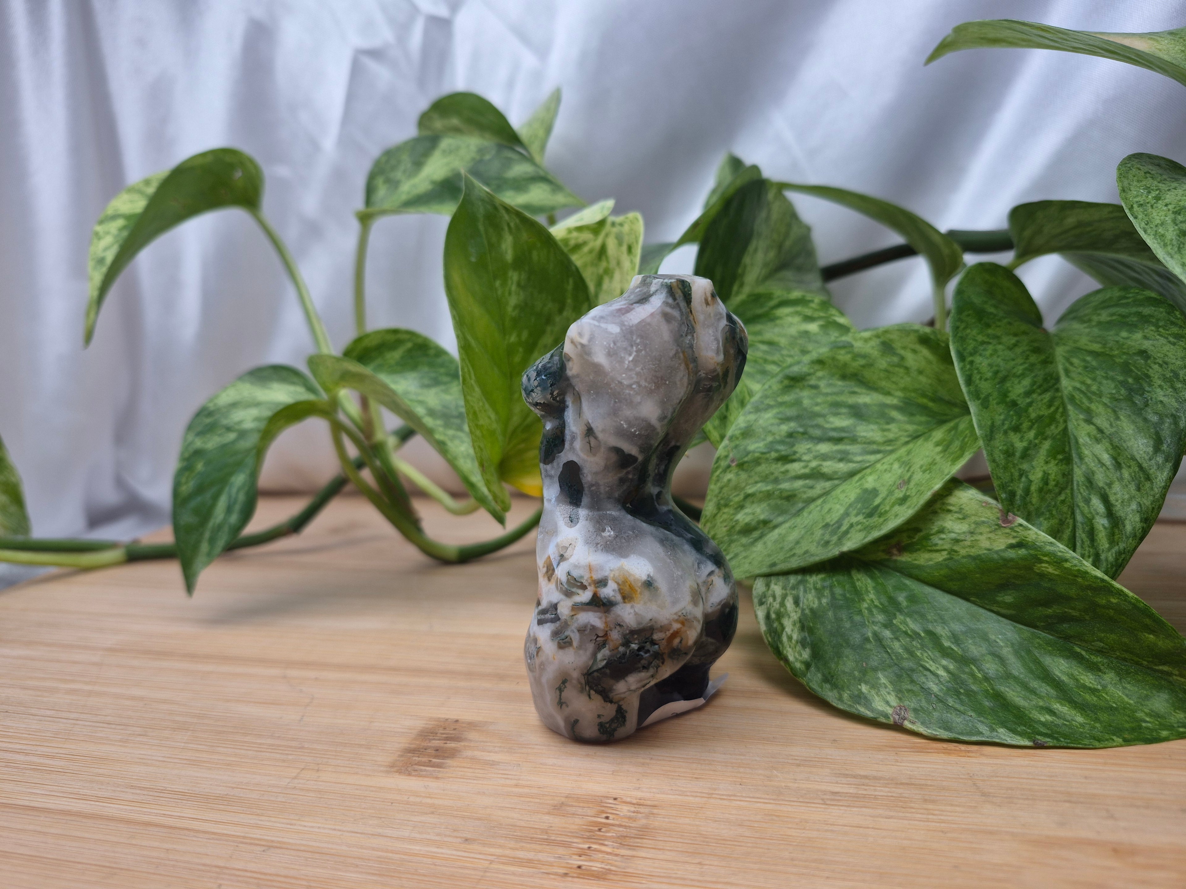 MOSS AGATE GODDESS BODY