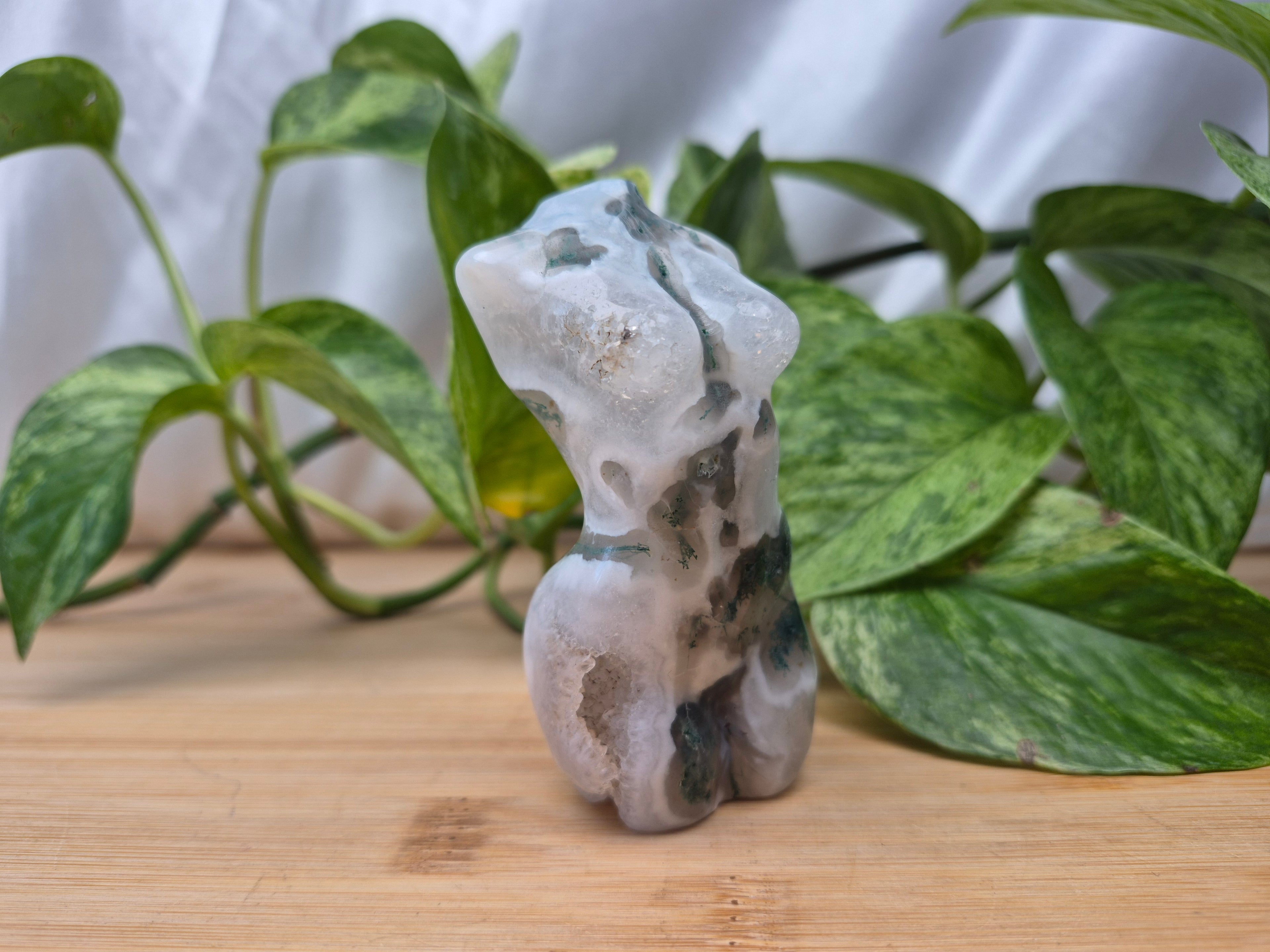 MOSS AGATE GODDESS BODY