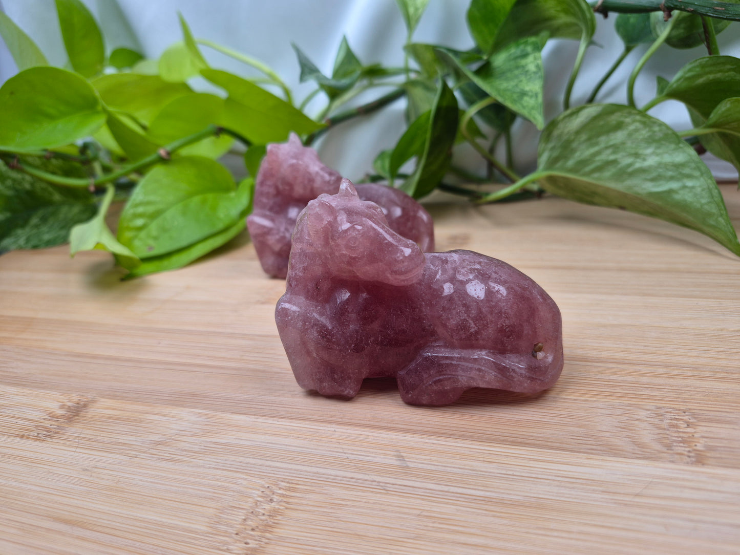 STRAWBERRY QUARTZ HORSE