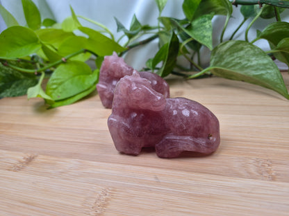 STRAWBERRY QUARTZ HORSE