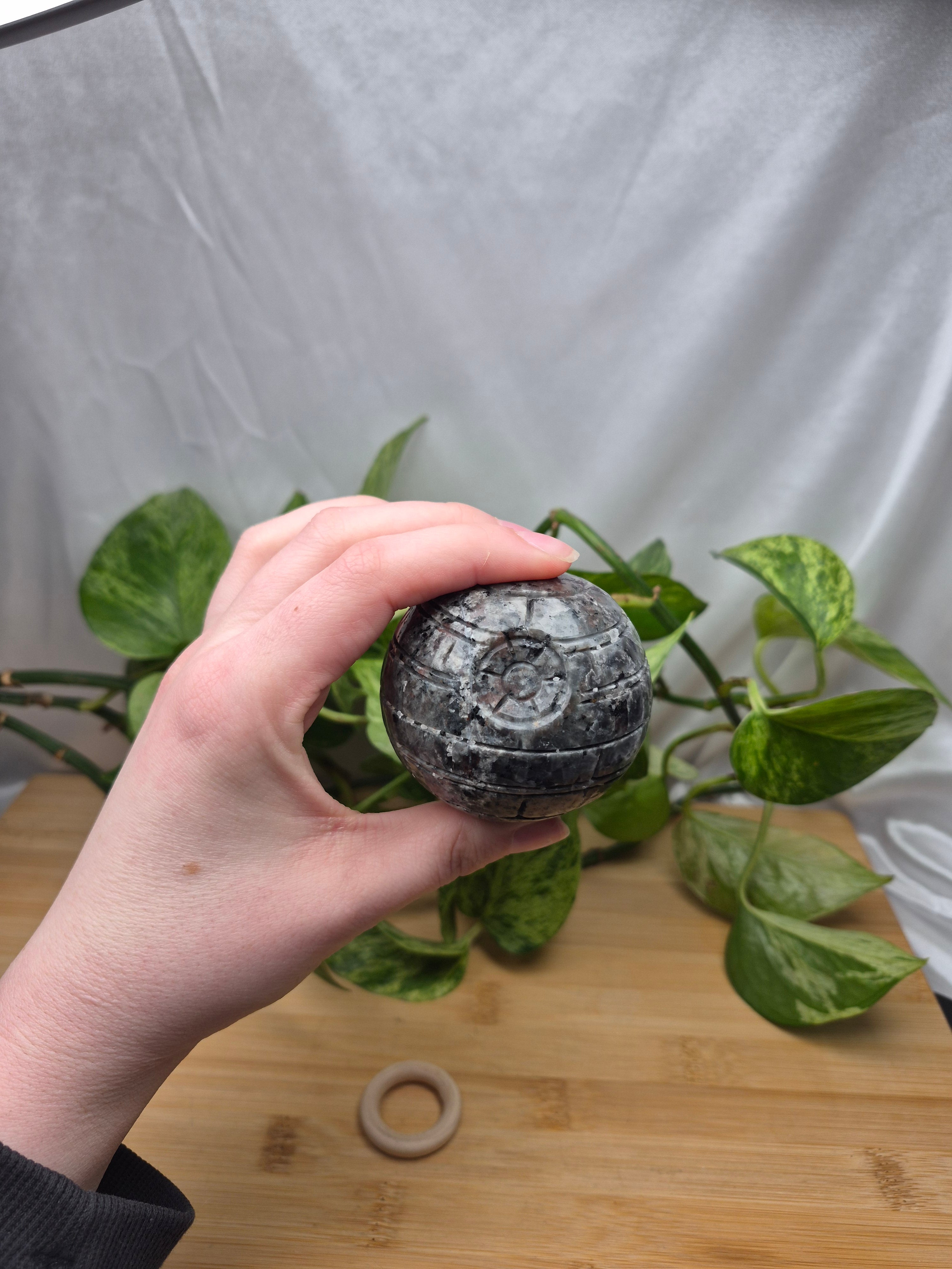YOOPERLITE DEATH STAR LG