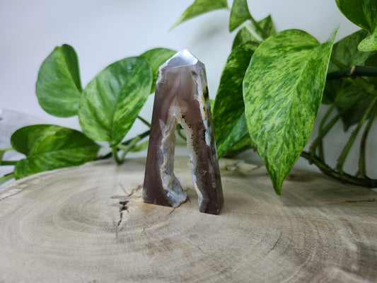 DRUZY AGATE TOWER