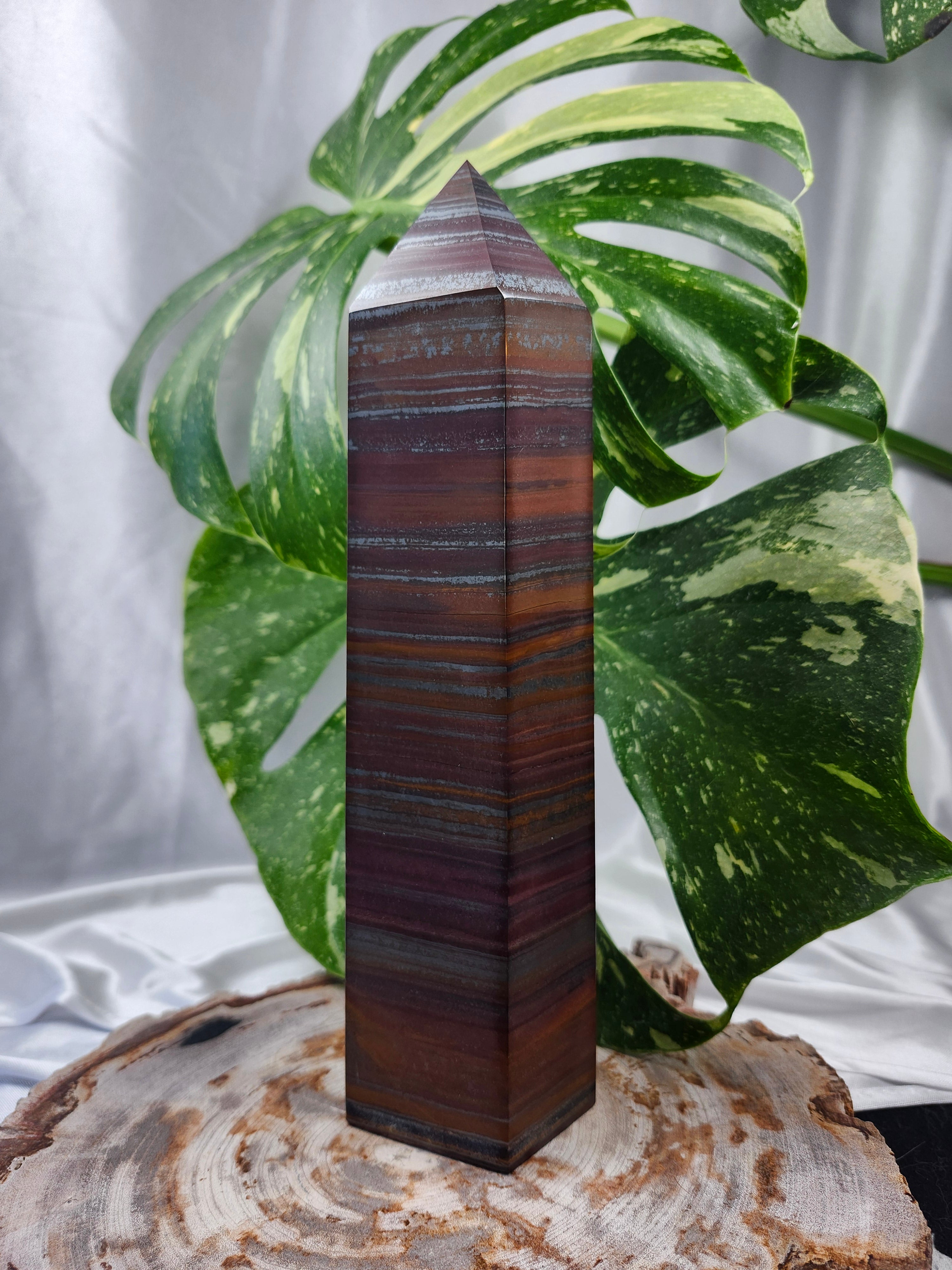 IRON TIGER EYE TOWER LG