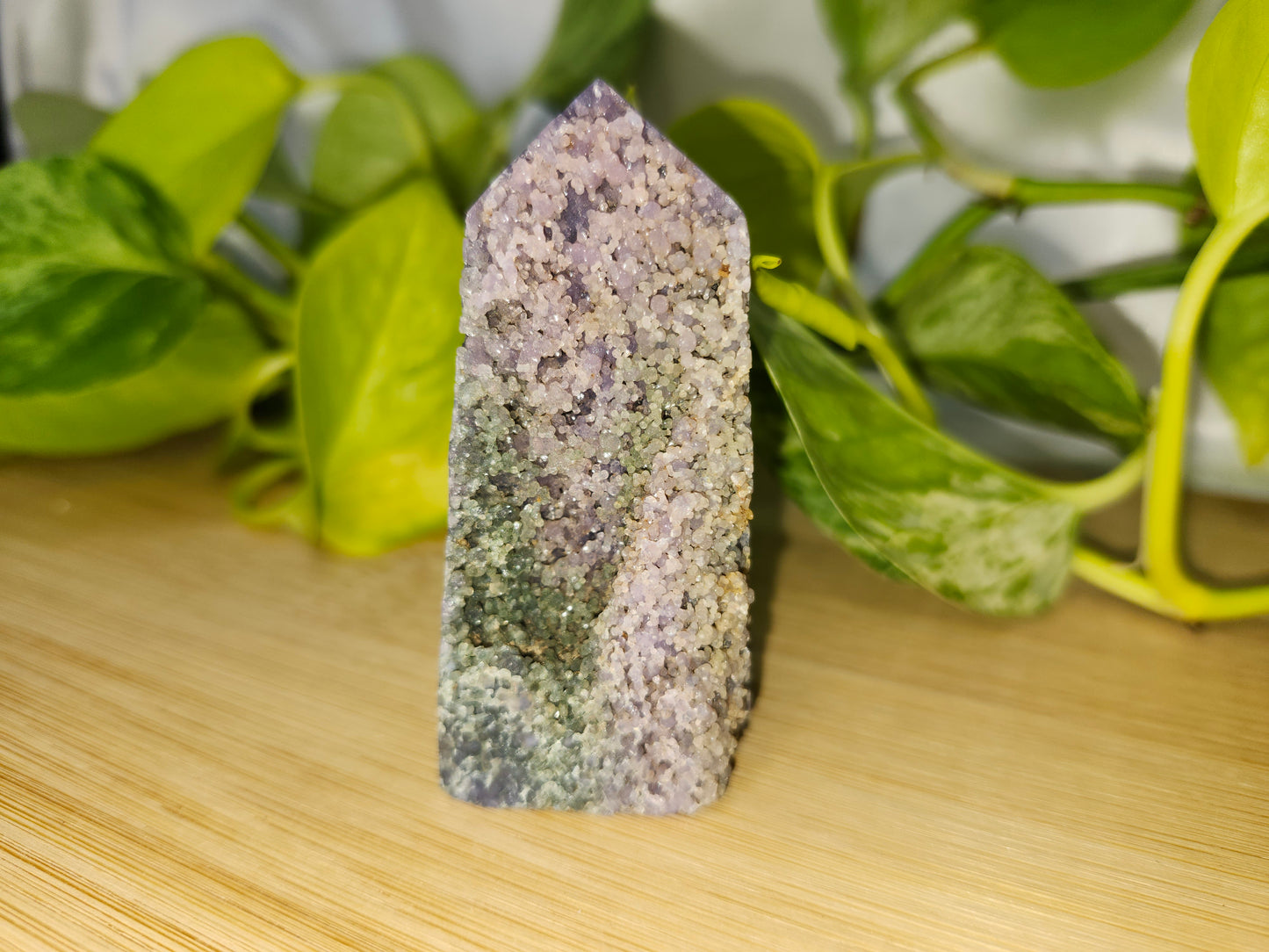 GRAPE AGATE TOWER