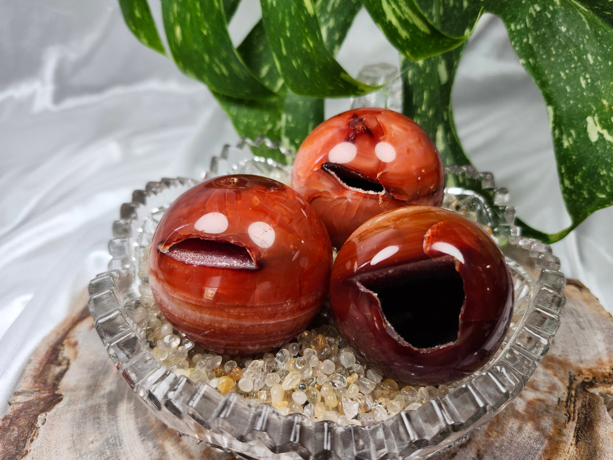 CARNELIAN AGATE SPHERE