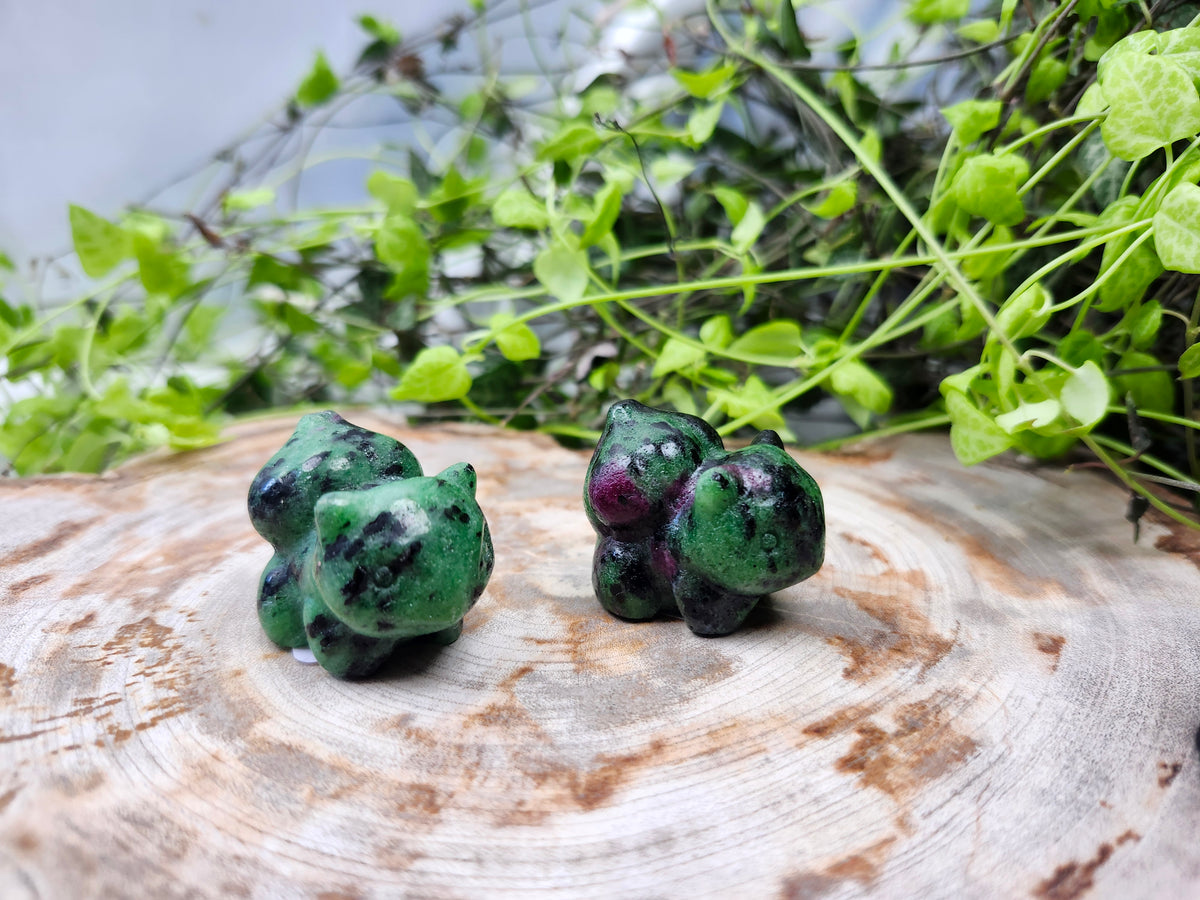 RUBY ZOISITE BULBASAUR