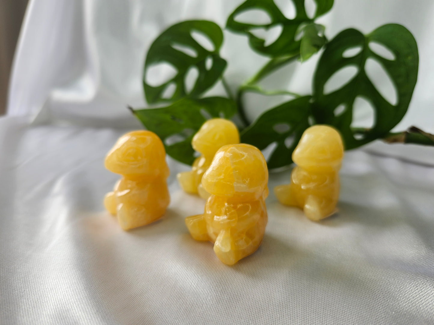 ORANGE CALCITE CHARMANDER MED.