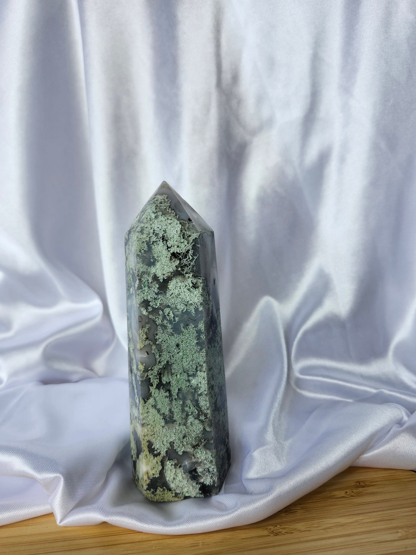 MOSS AGATE TOWER