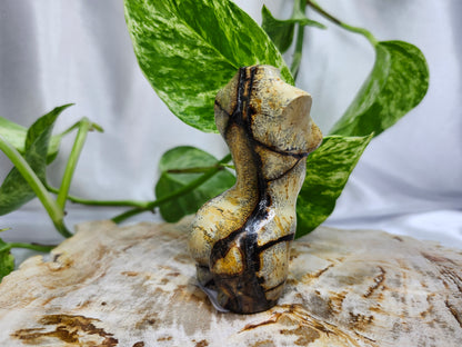 PICTURE STONE GODDESS BODY