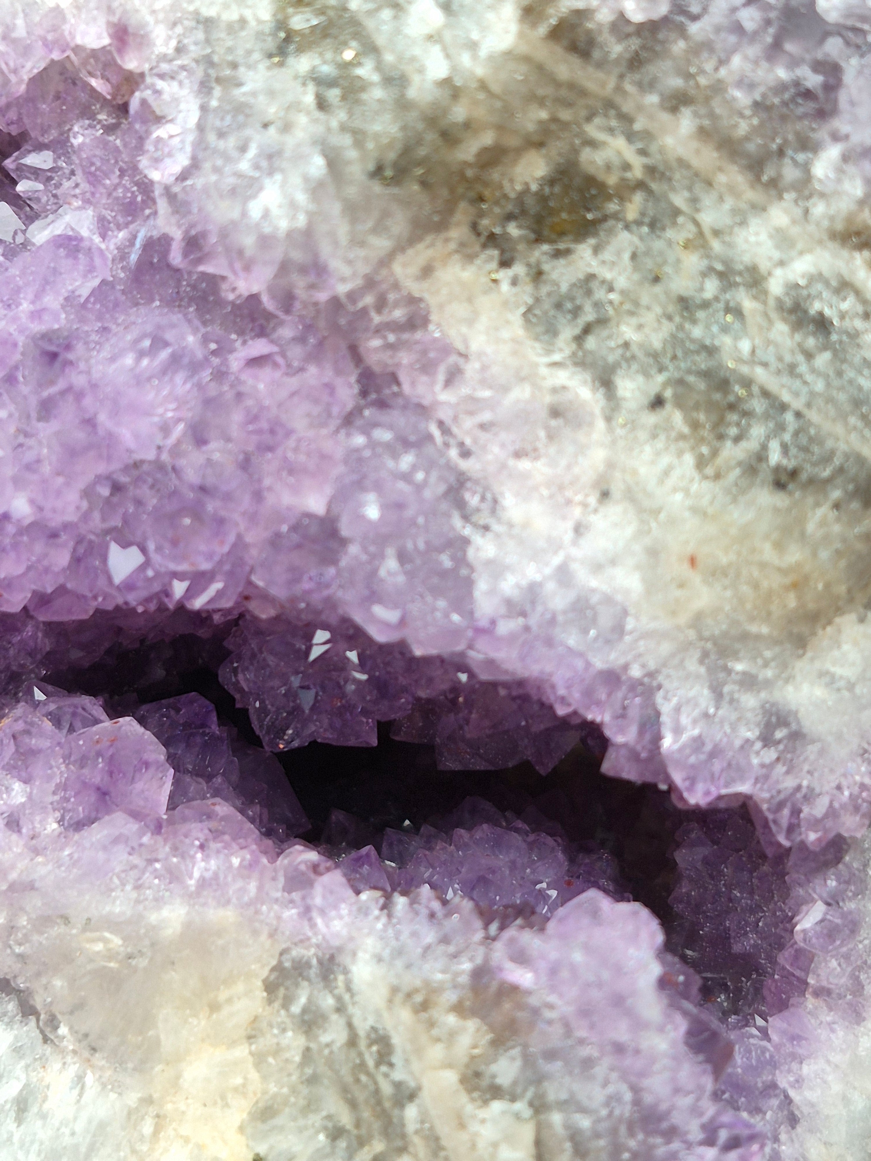 THUNDER BAY AMETHYST CHUNK  964g