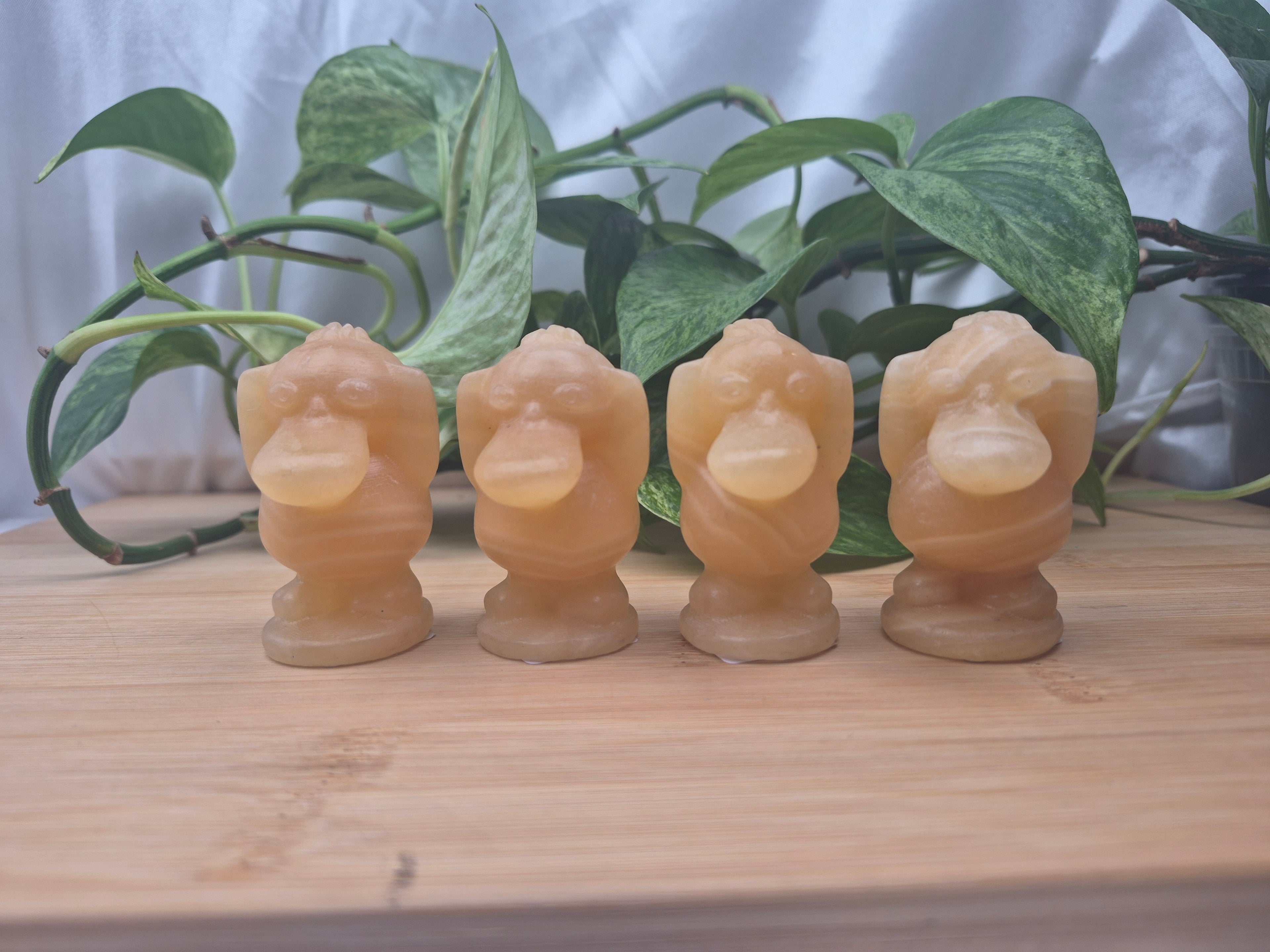 ORANGE CALCITE PSYDUCK