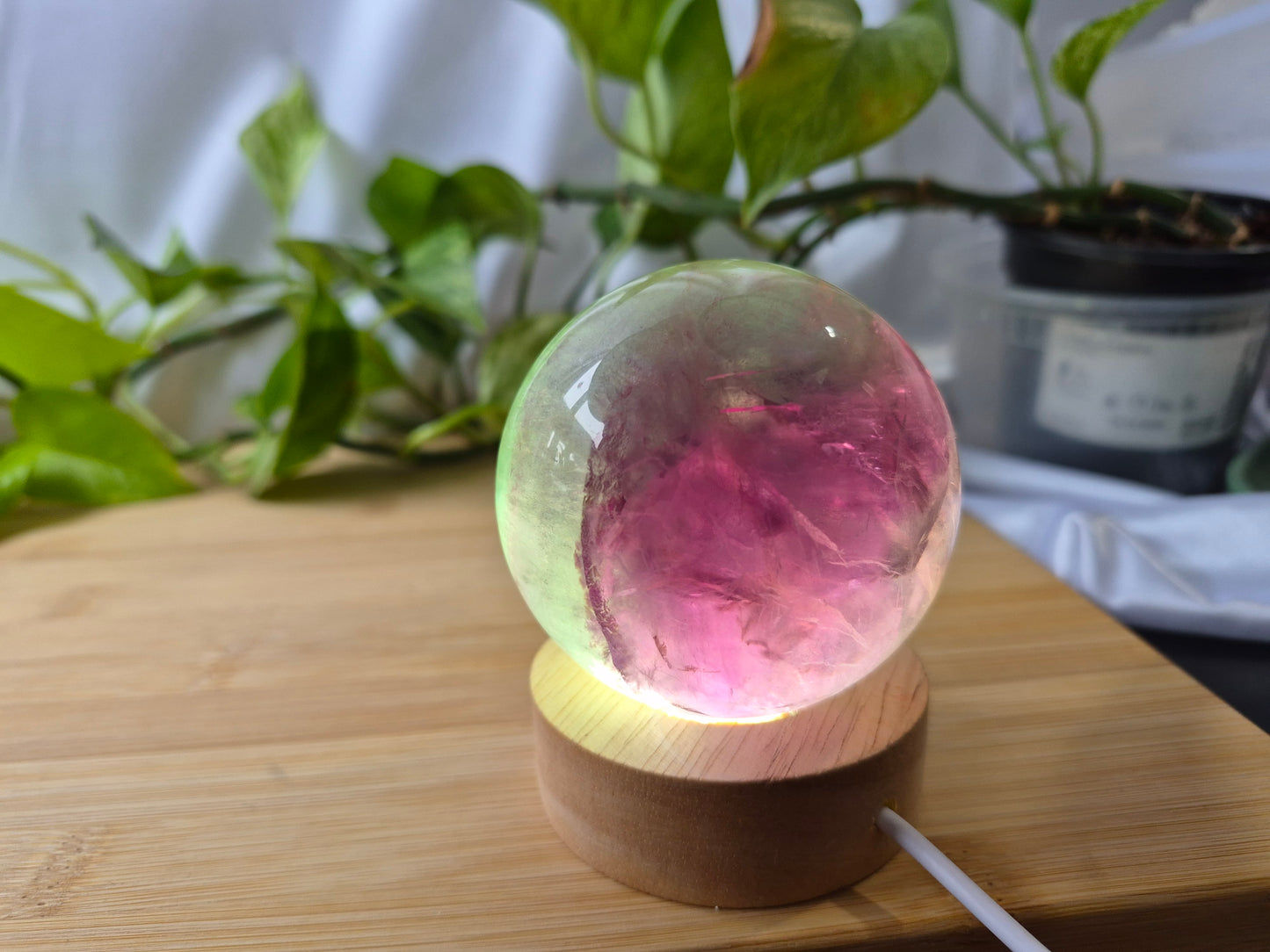 FLUORITE SPHERE W/LIGHT STAND