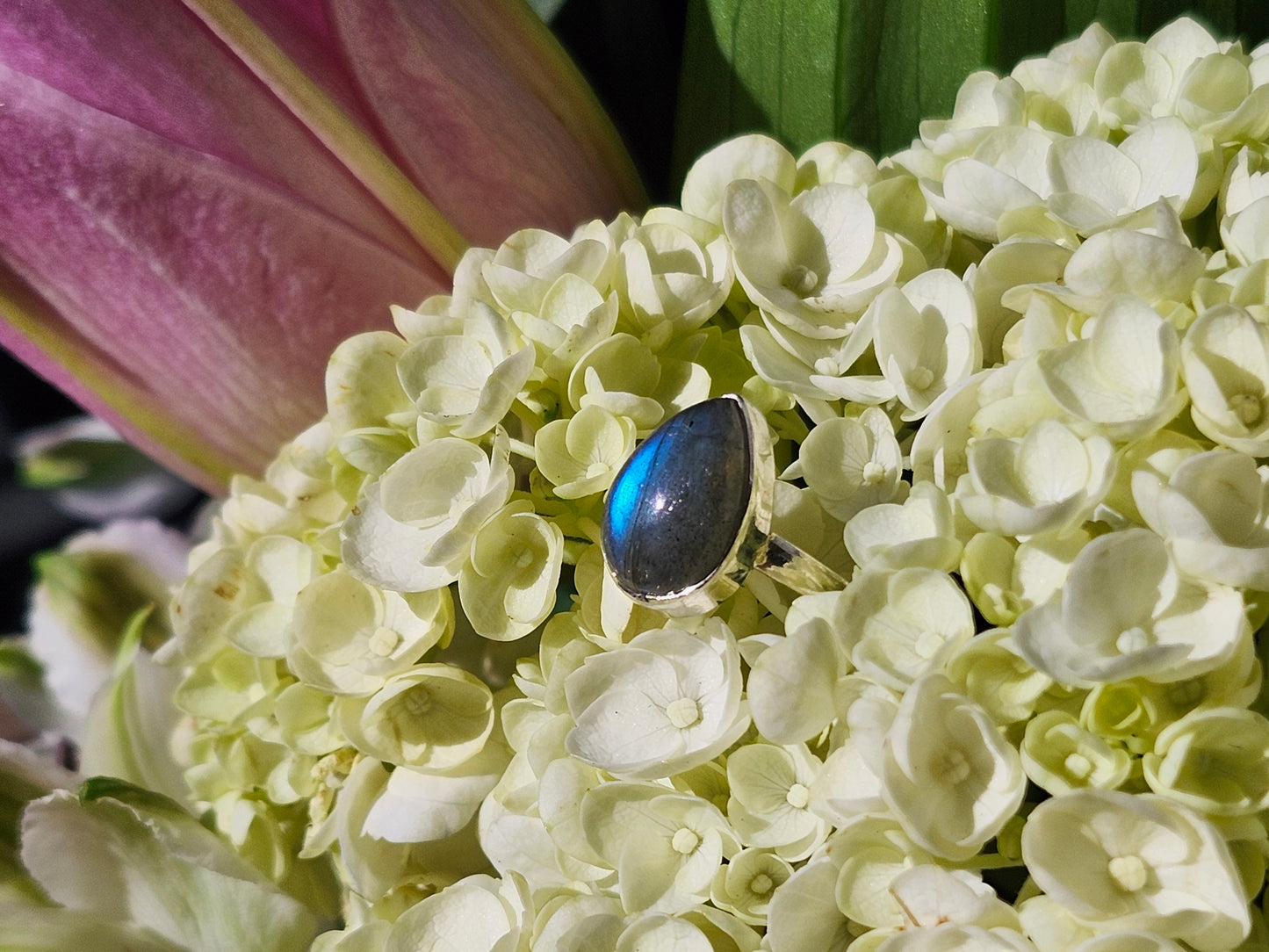 S6.75 LABRADORITE .925 STERLING SILVER