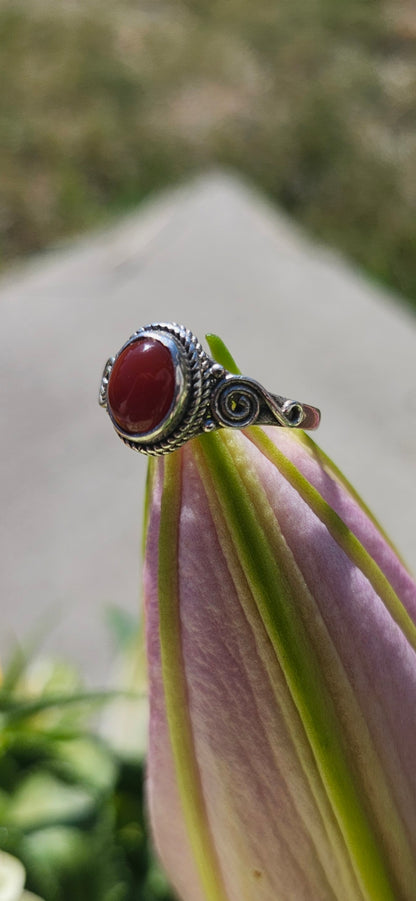 S7.25 CARNELIAN RING .925 STERLING SILVER