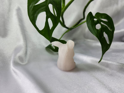 MANGANO CALCITE PIKACHU