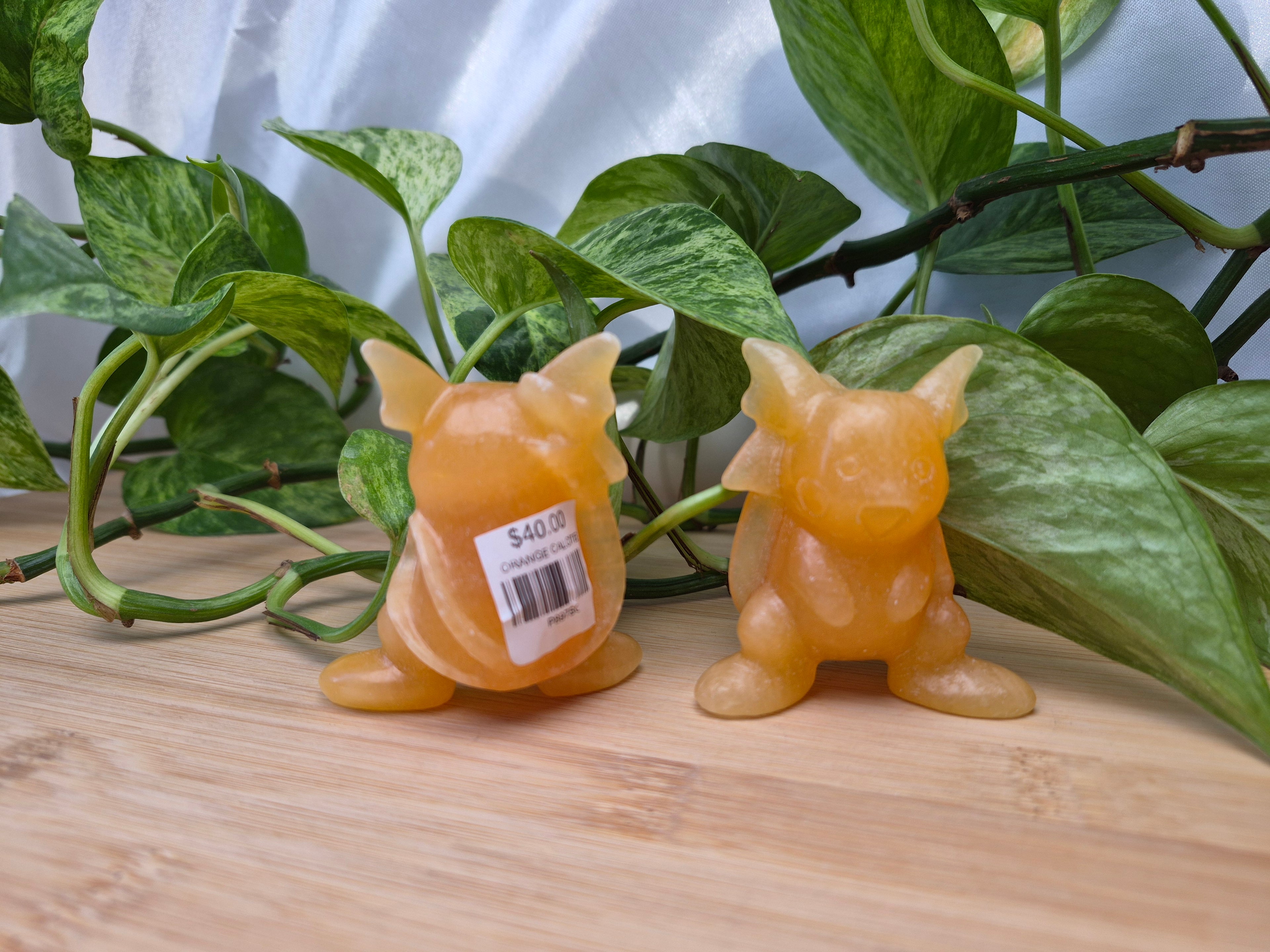 ORANGE CALCITE  RAICHU LG