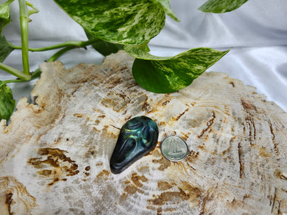 LABRADORITE SCREAM FACE