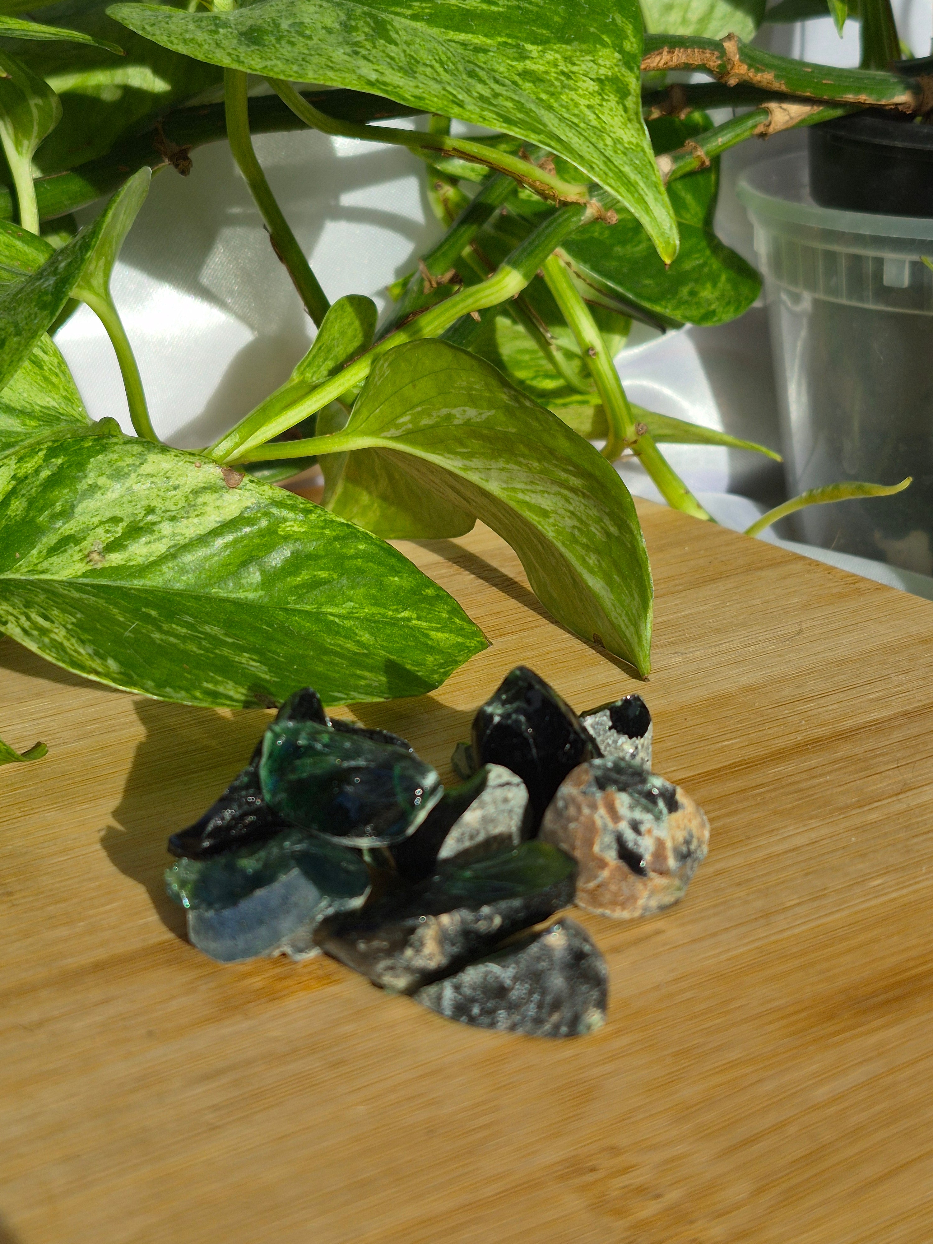 GAIA STONE GREEN OBSIDIAN