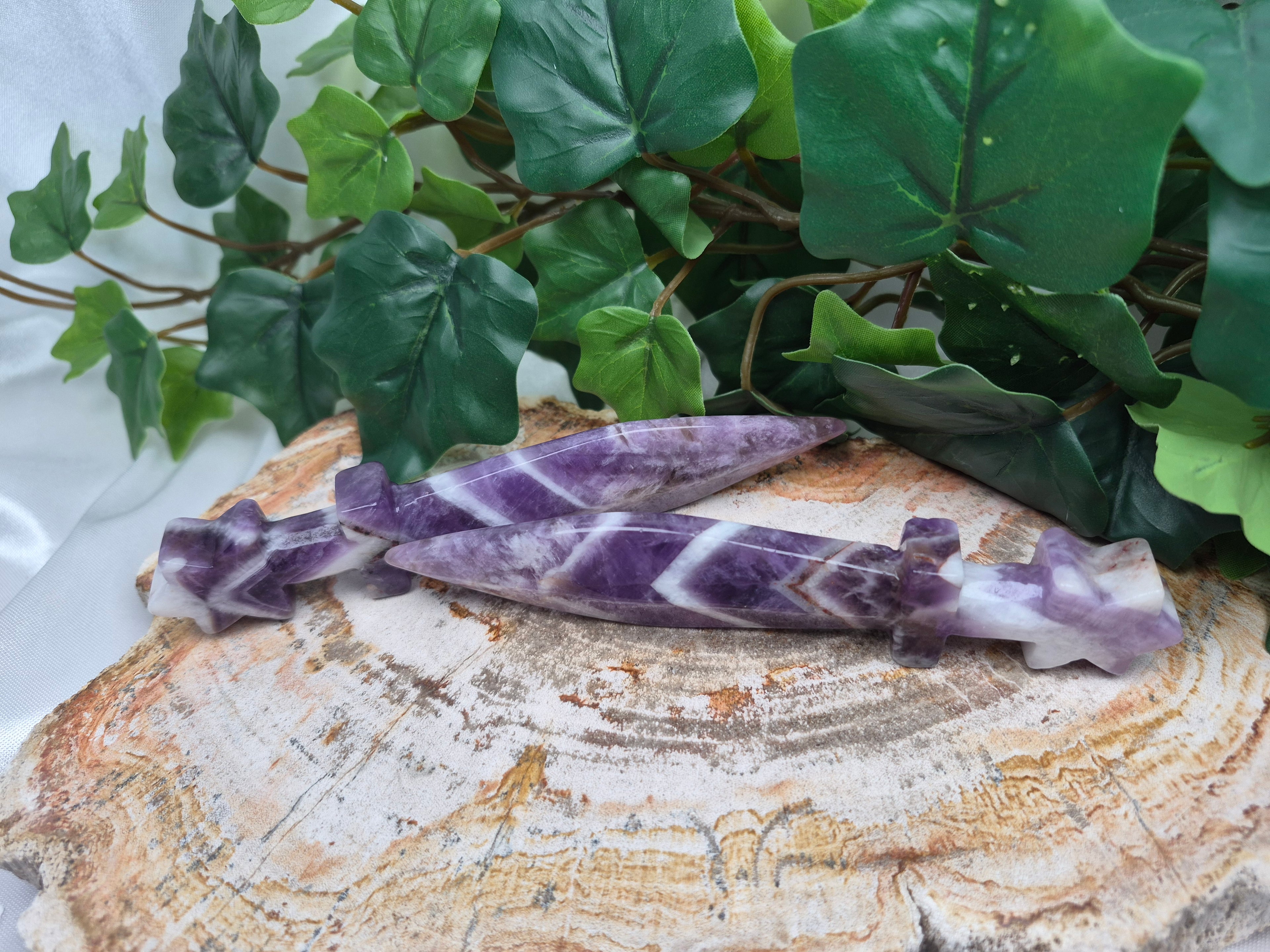 AMETHYST DAGGER