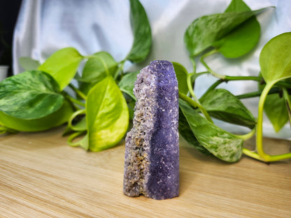 GRAPE AGATE TOWER
