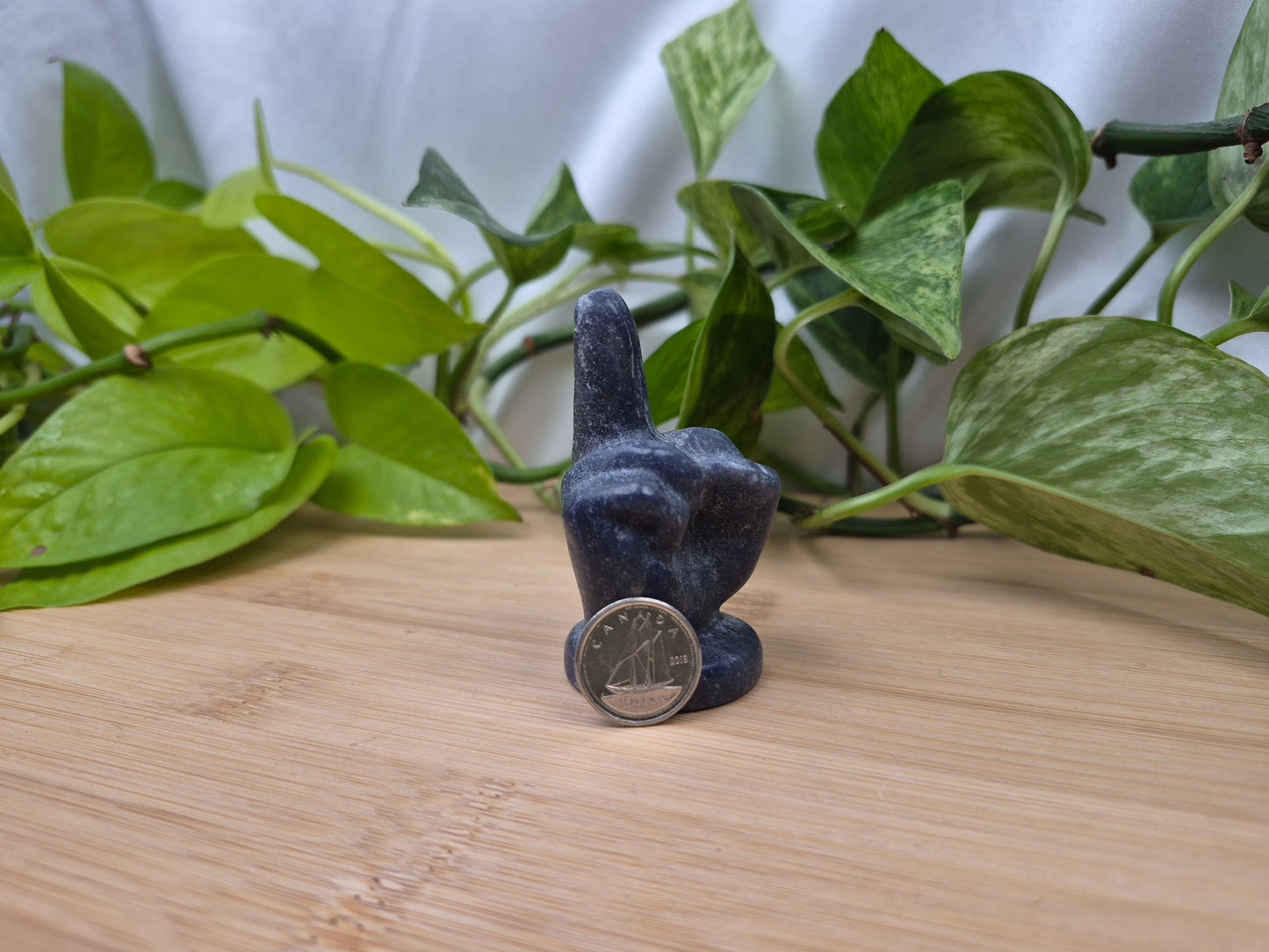 BLUE AVENTURINE MIDDLE FINGER