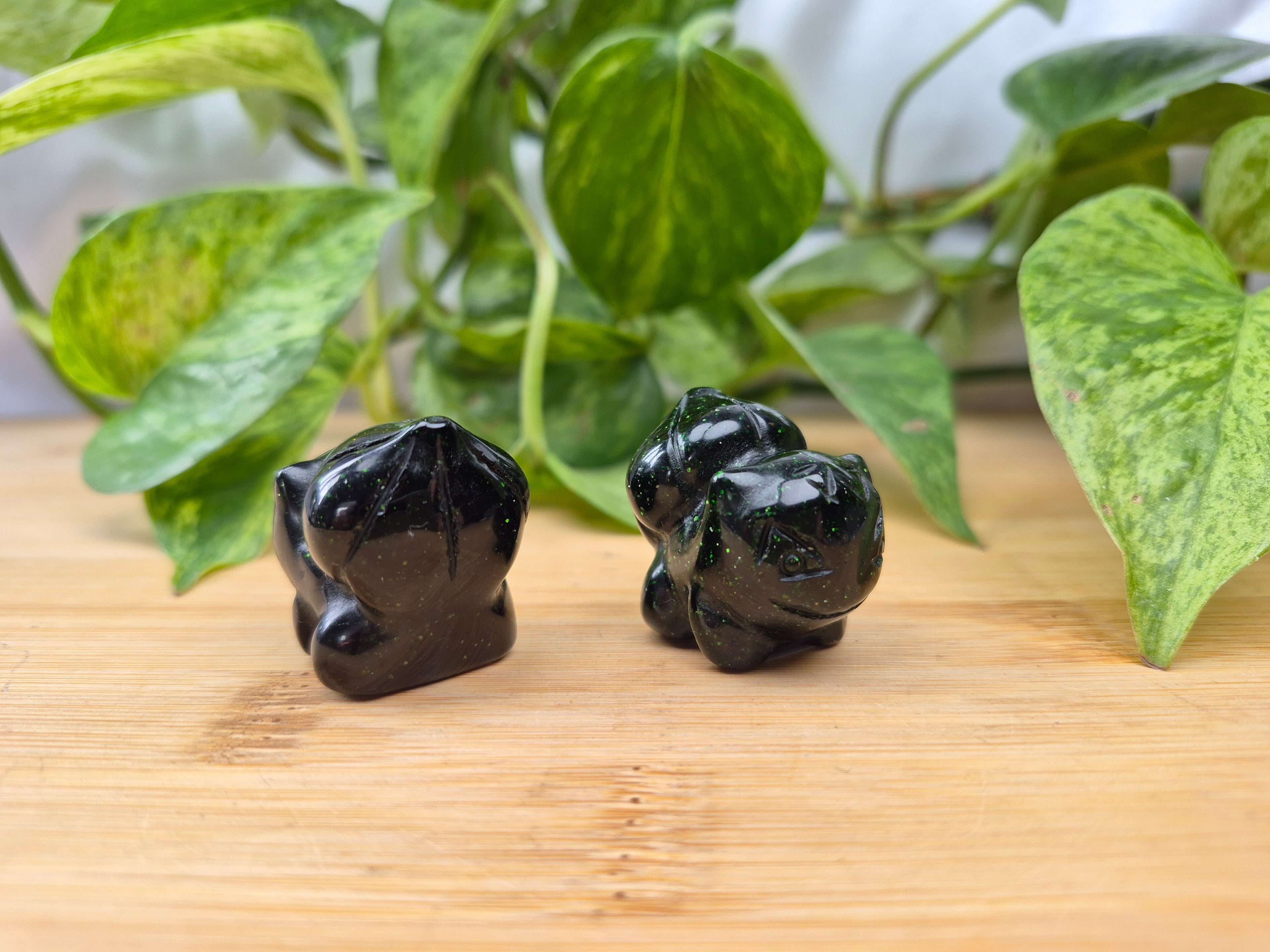 GREEN GOLDSTONE BULBASAUR