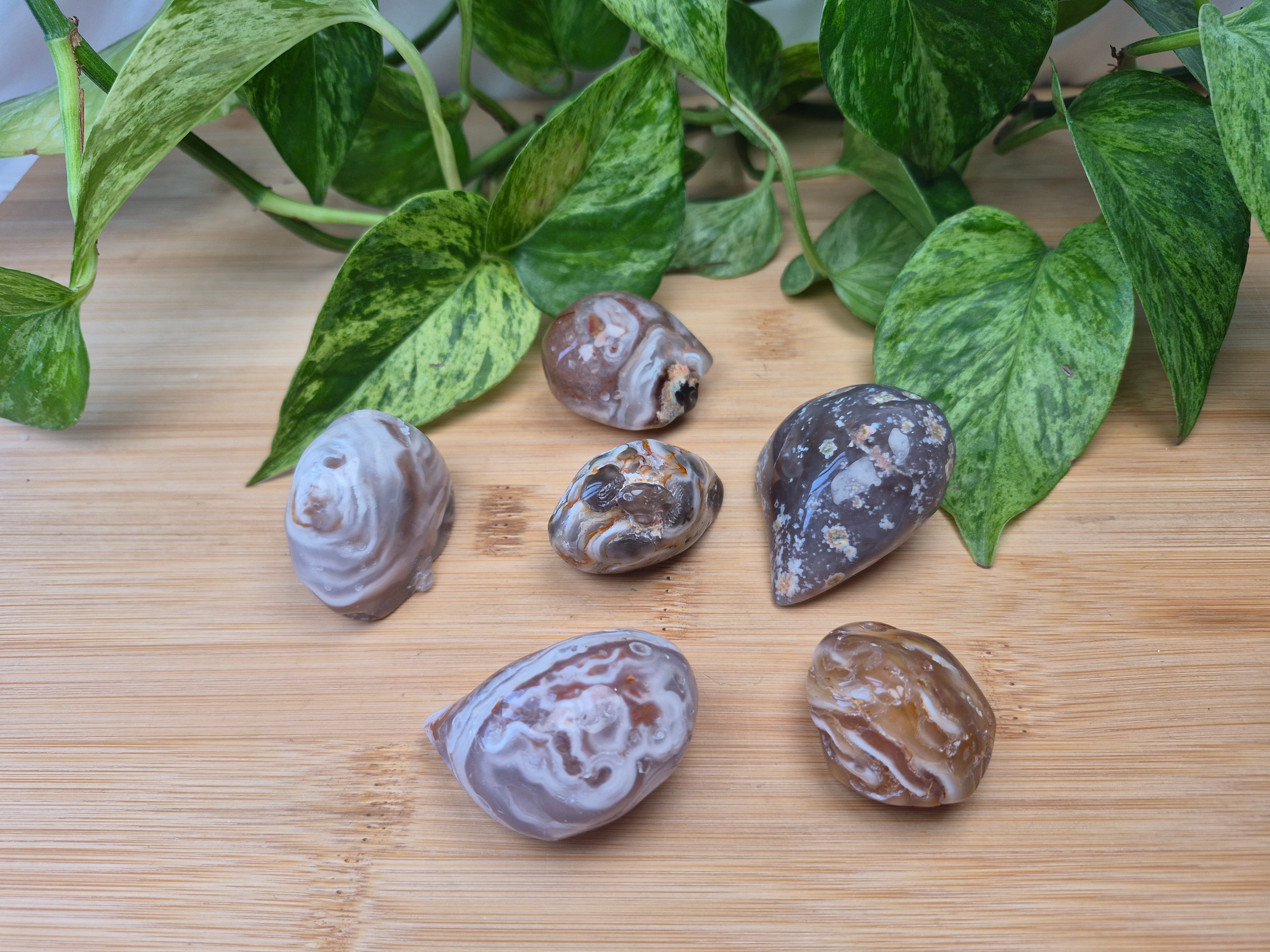 ENHYDRO AGATE SIZE SM (25-49G)