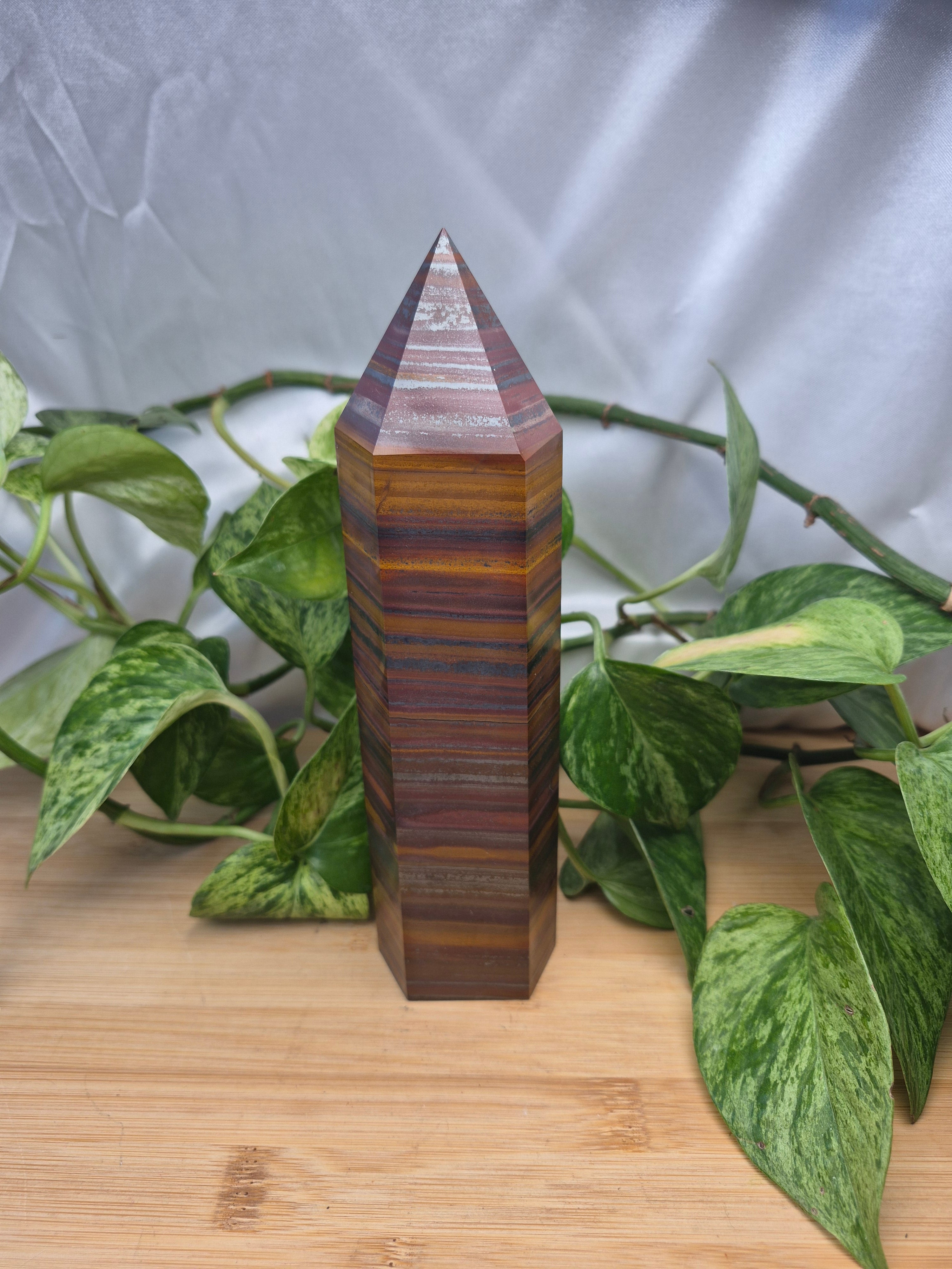 IRON TIGER EYE TOWER LG