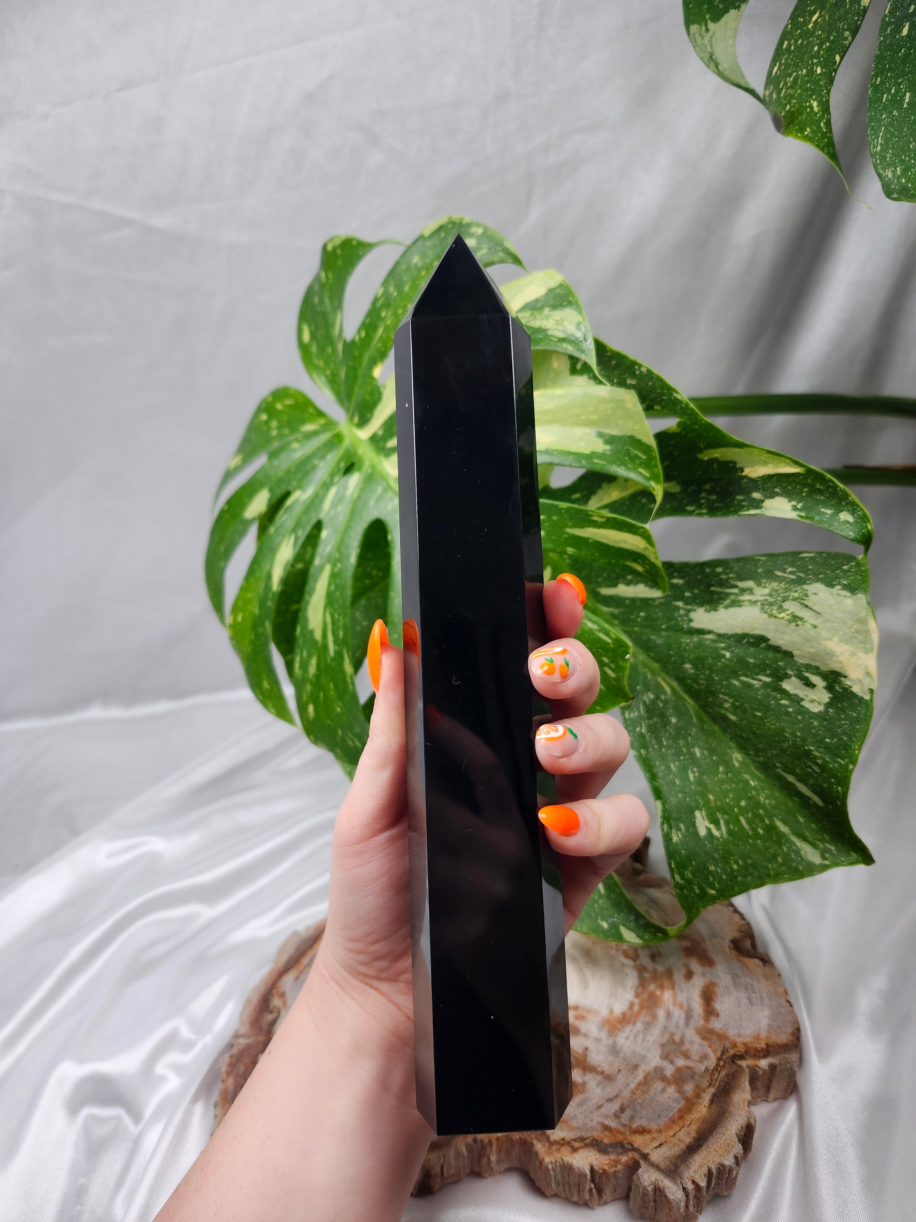 OBSIDIAN TOWER LG