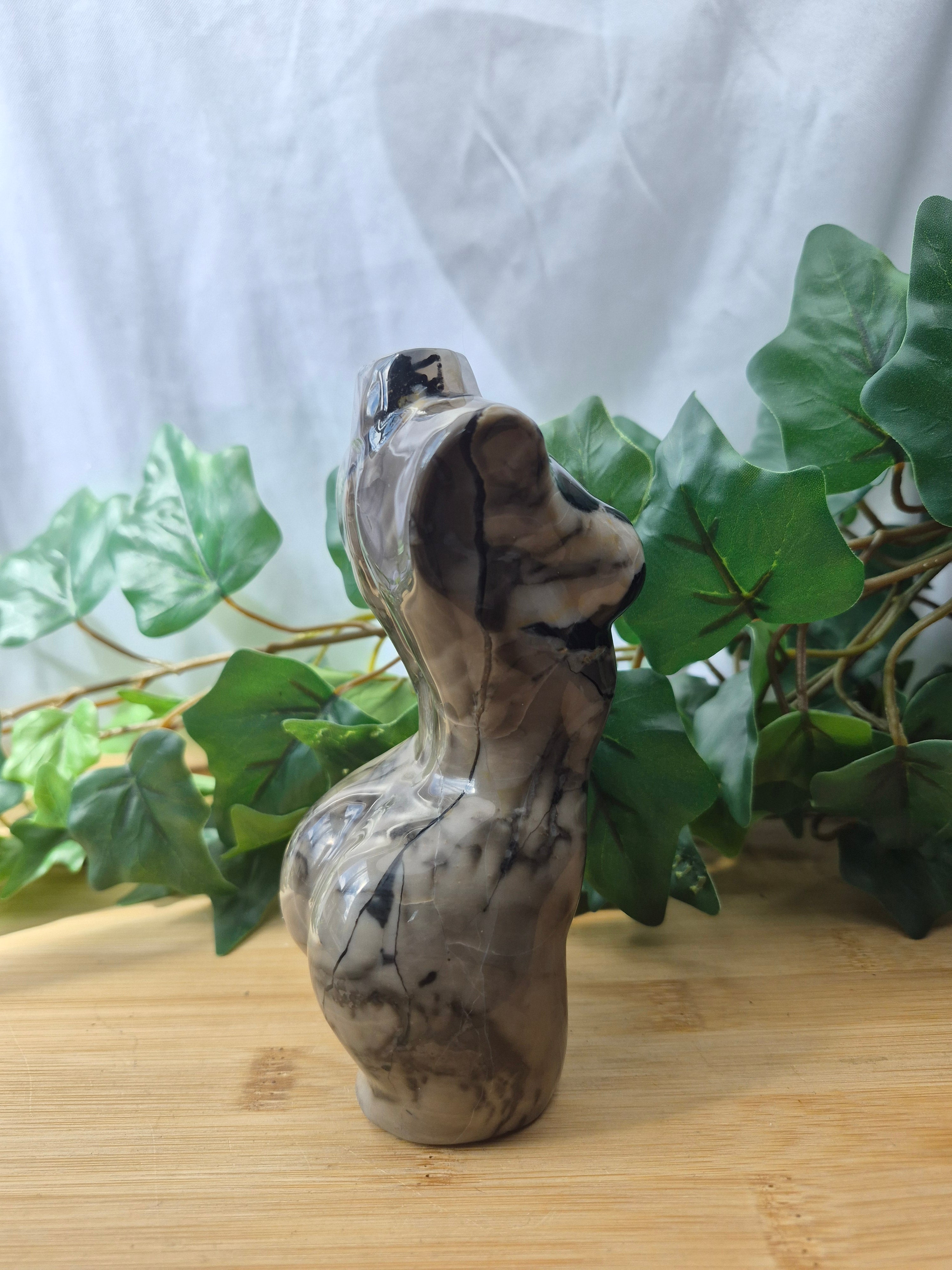 VOLCANO AGATE GODDESS BODY