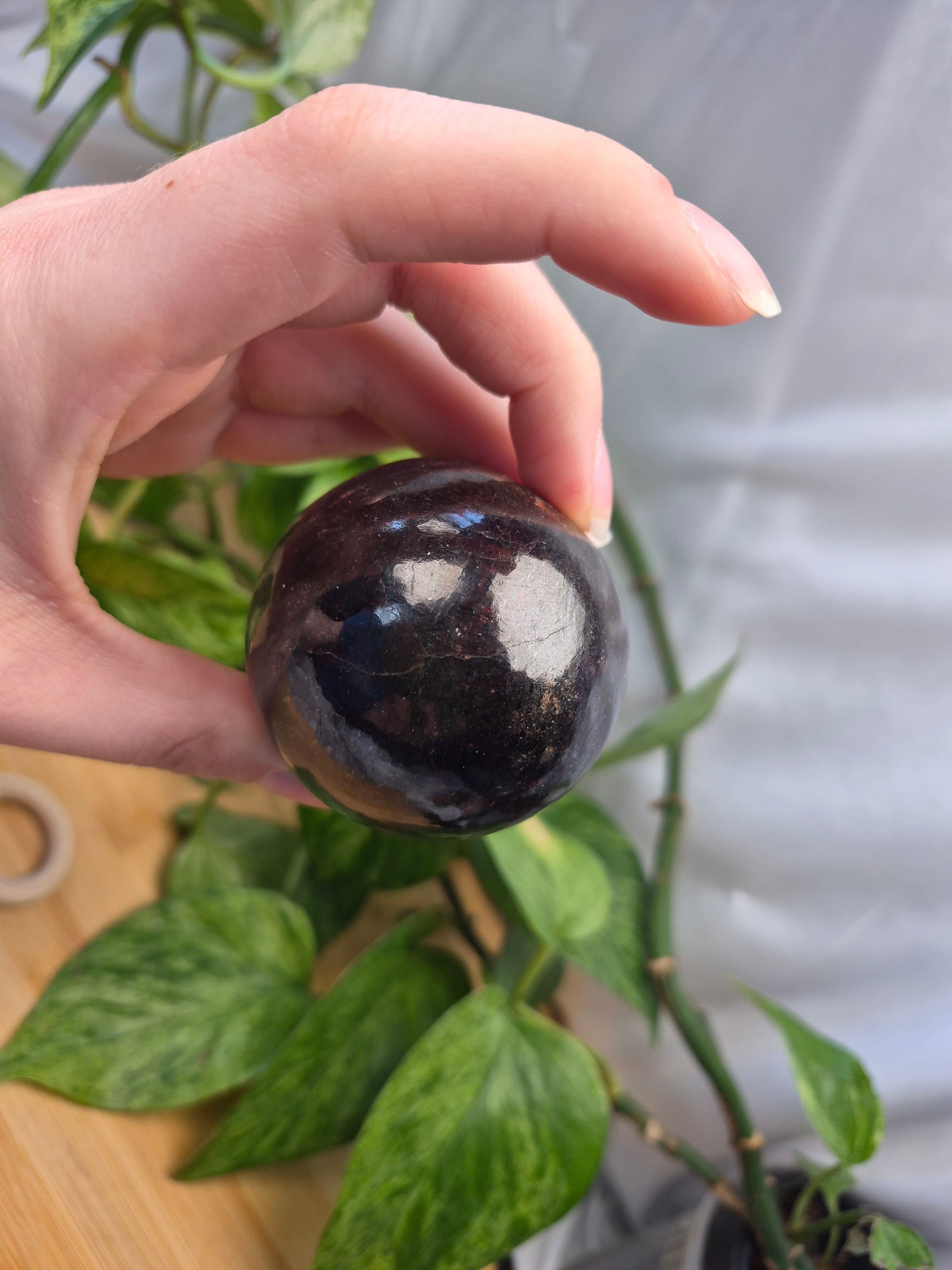 GARNET SPHERE