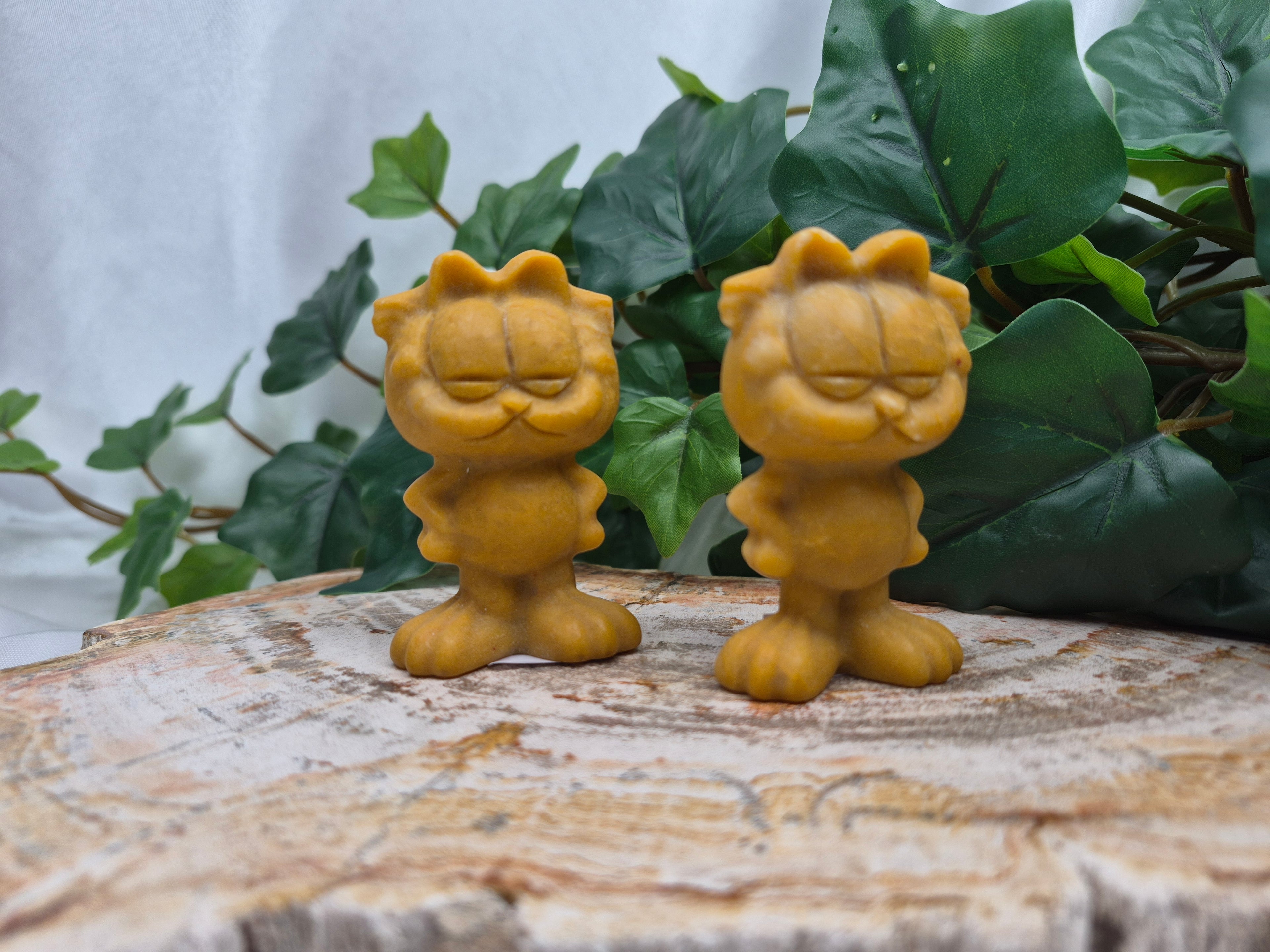 YELLOW JASPER GARFIELD
