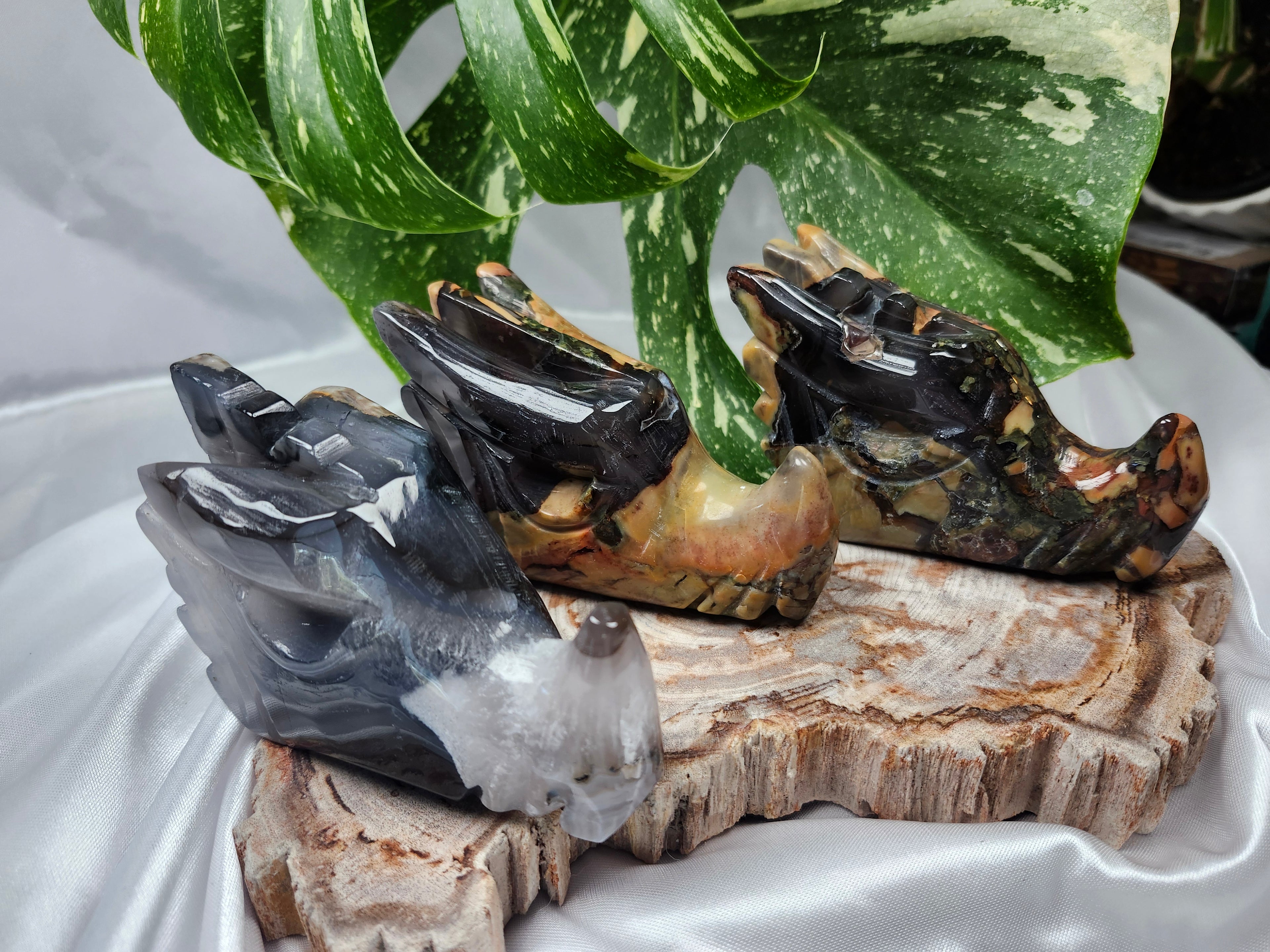 VOLCANO AGATE DRAGON HEAD