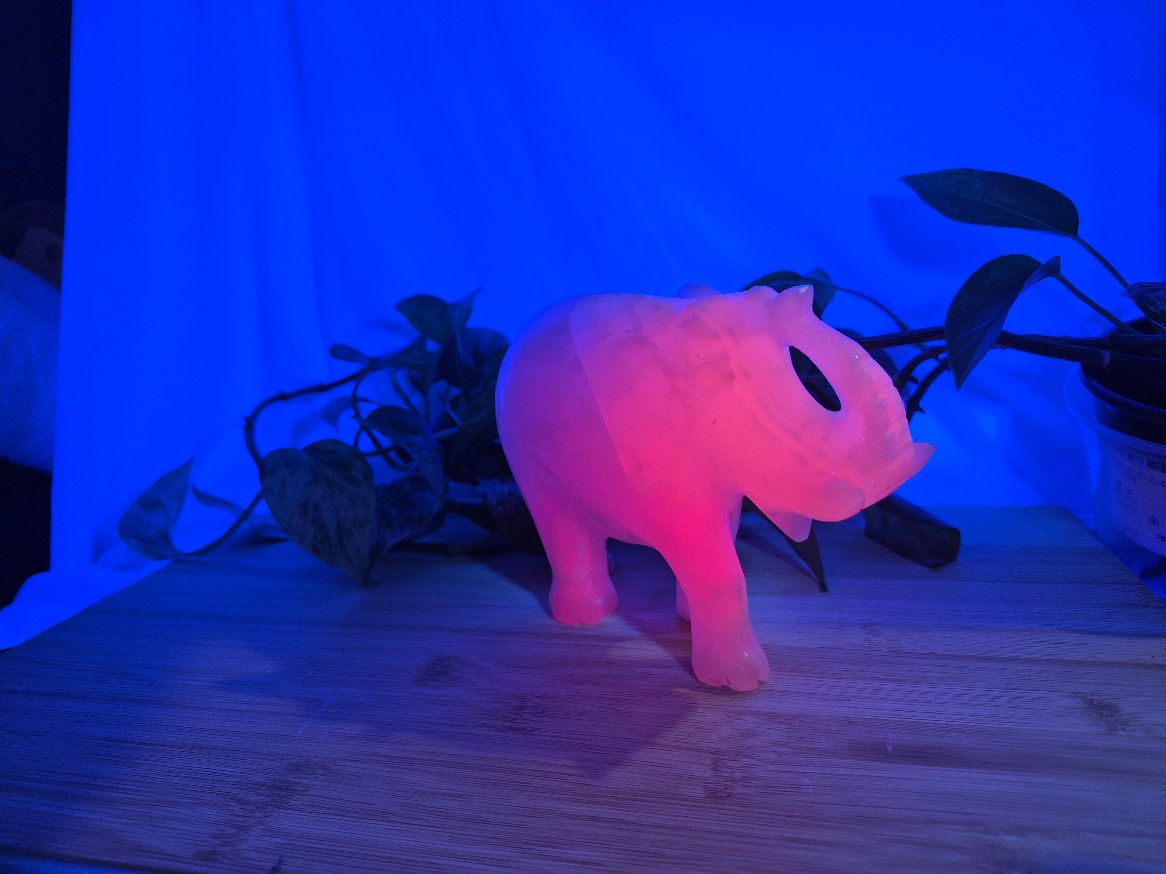 MANGANO CALCITE ELEPHANT