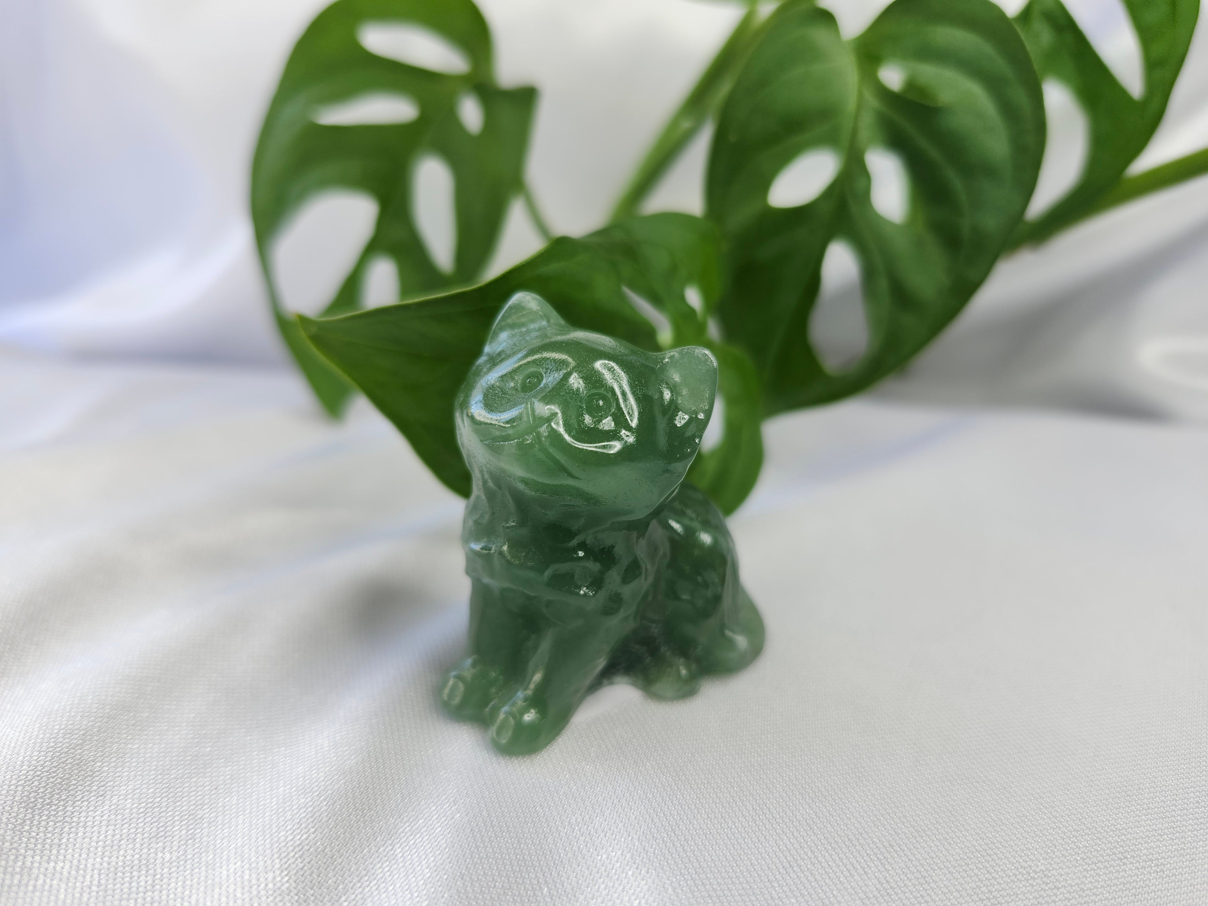 GREEN AVENTURINE LG SITTING CAT