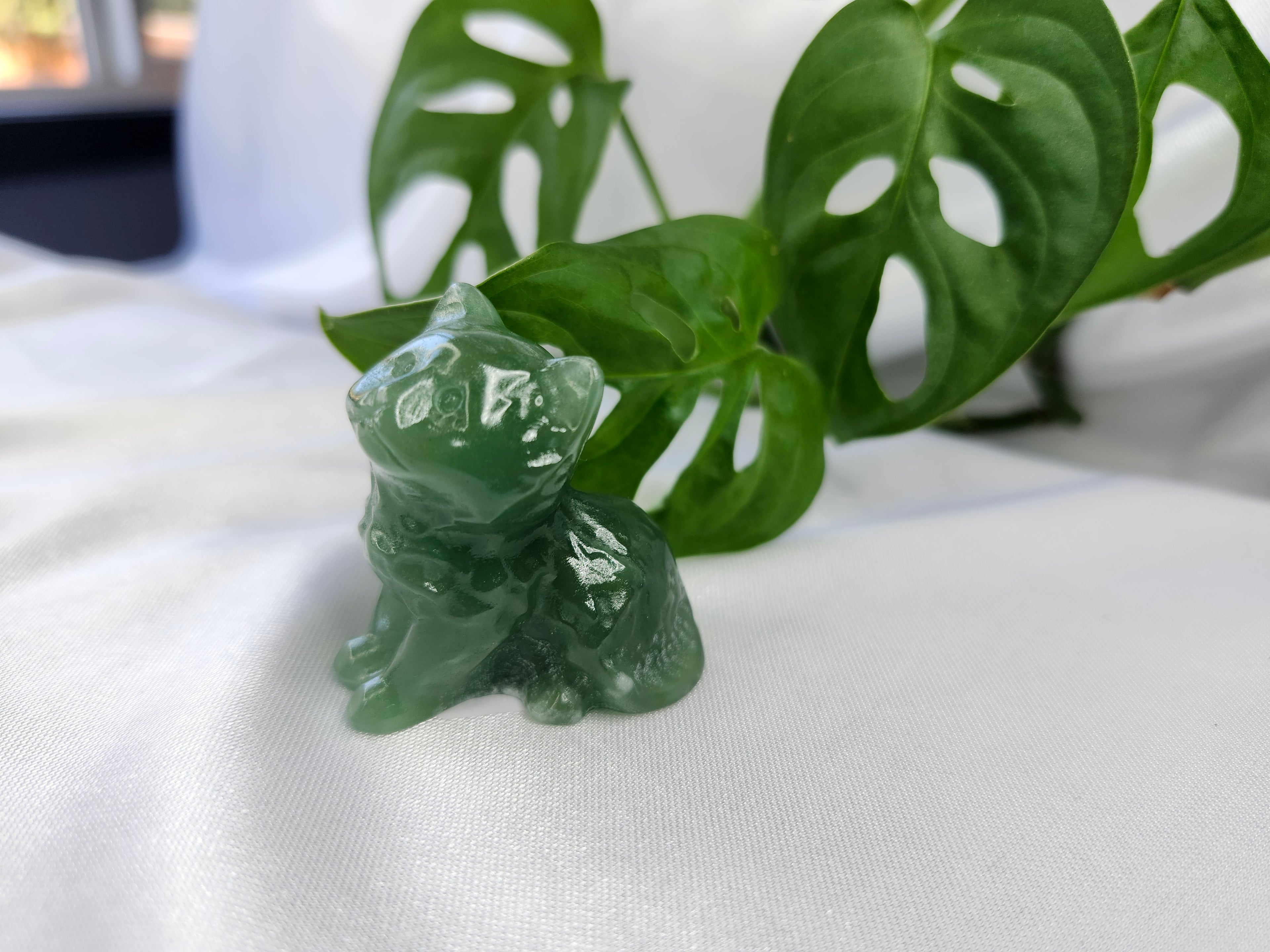 GREEN AVENTURINE LG SITTING CAT