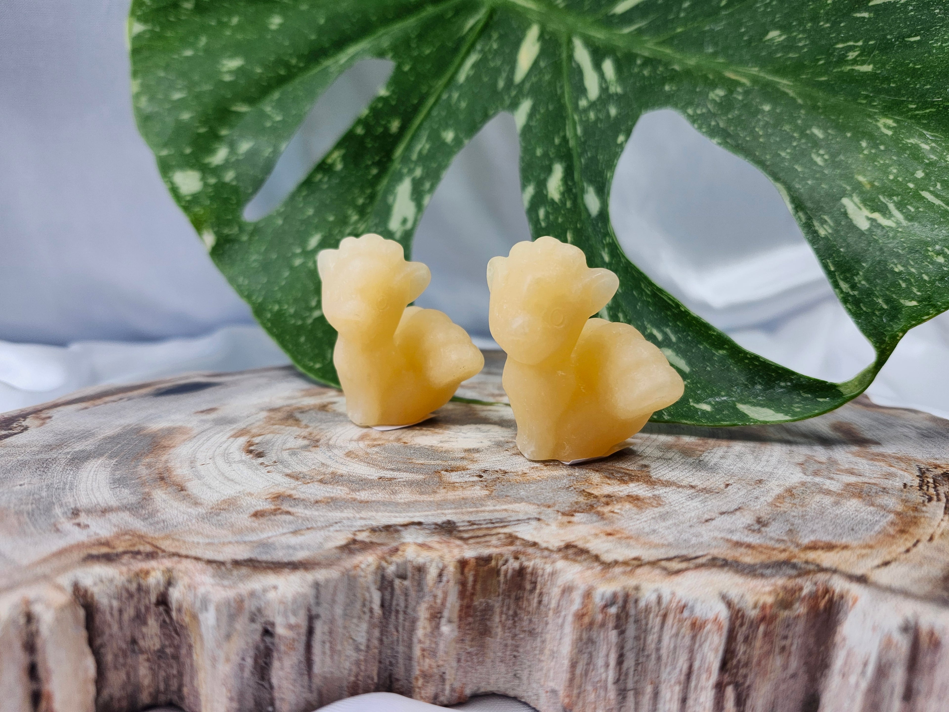 ORANGE CALCITE VULPIX
