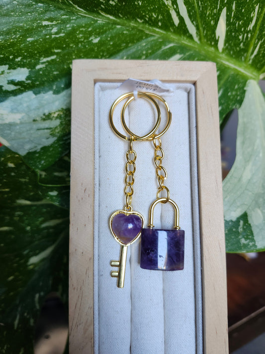 AMETHYST LOCK AND KEY KEYCHAIN SET