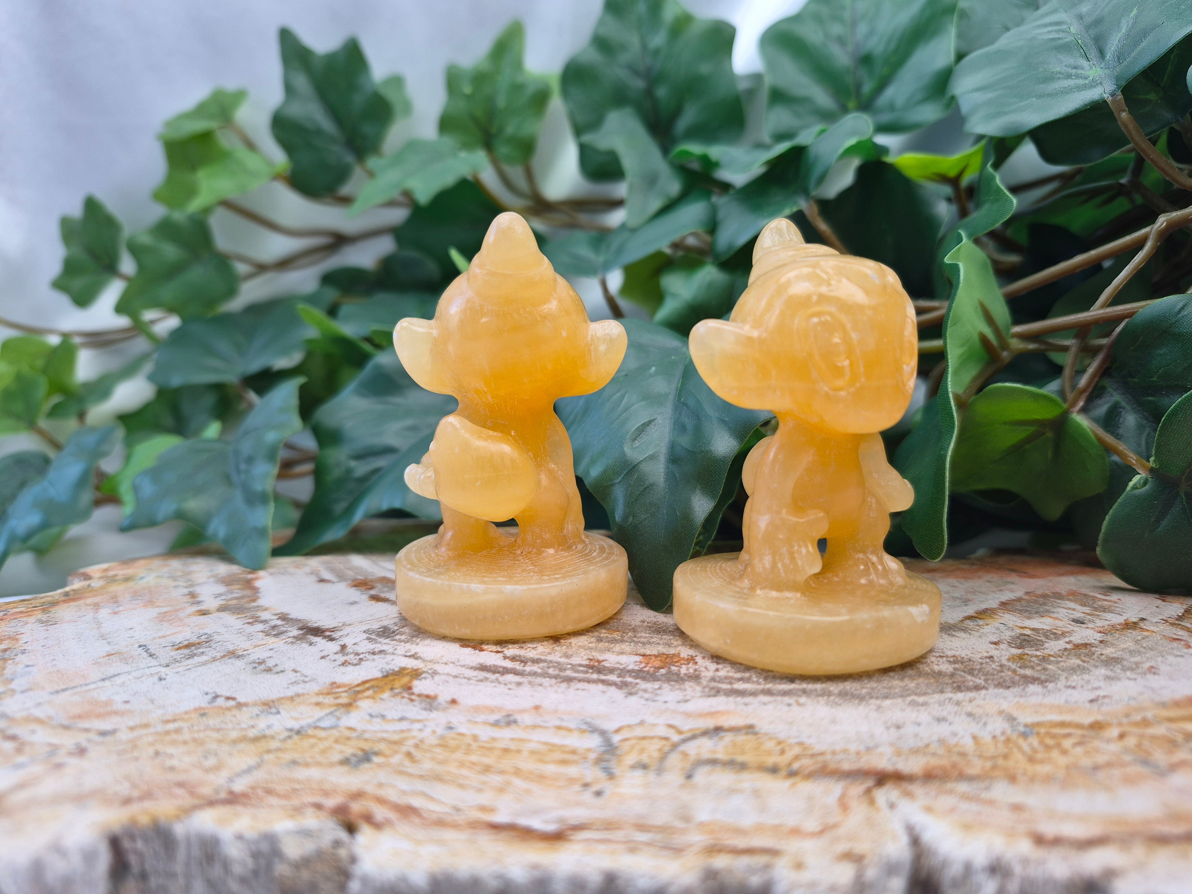 ORANGE CALCITE CHIMCHAR