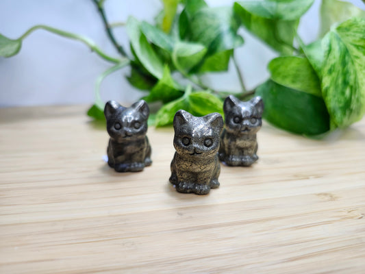 PYRITE SITTING CAT