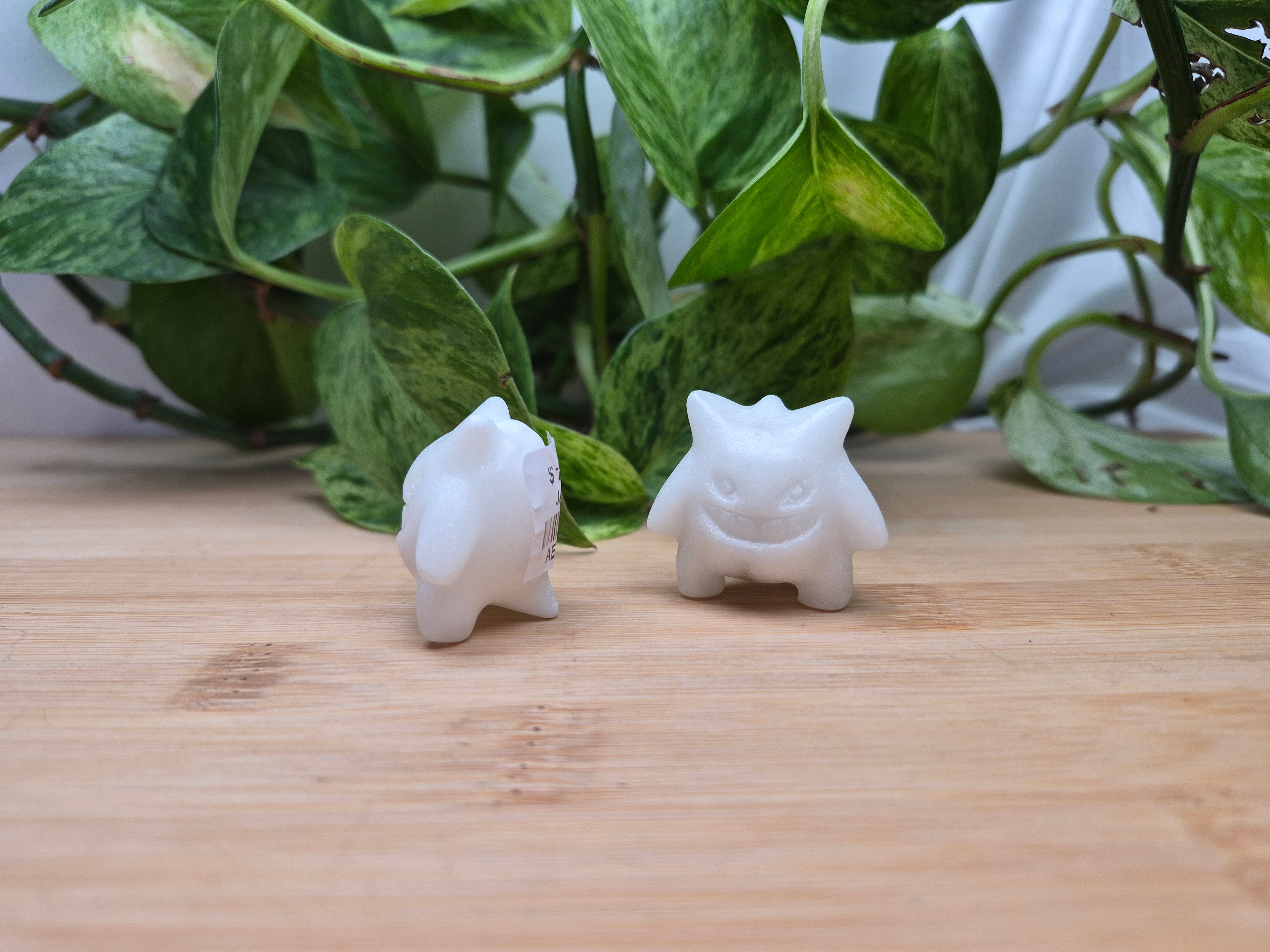 WHITE JADE GENGAR